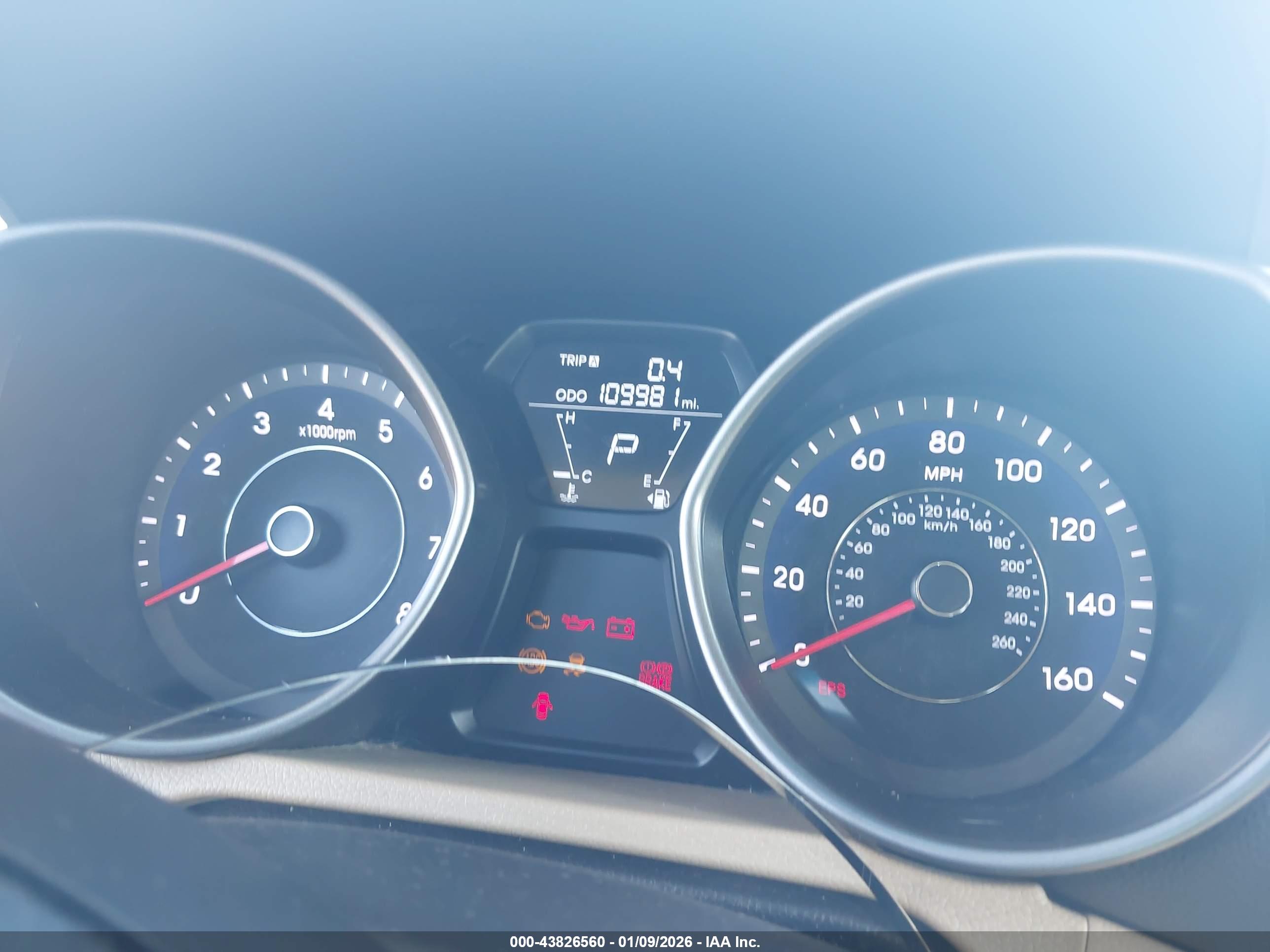 HYUNDAI ELANTRA image 7