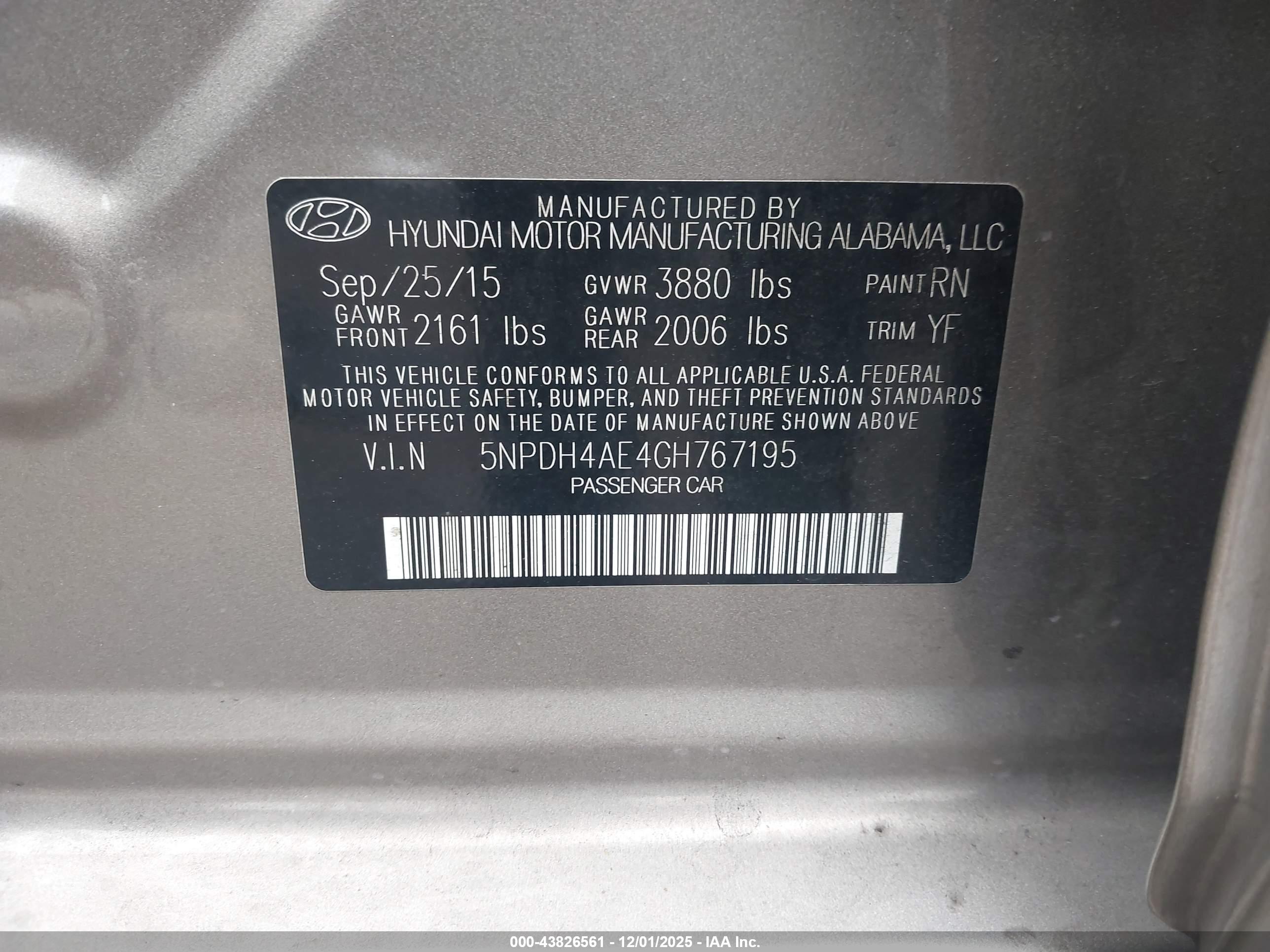 HYUNDAI ELANTRA image 9