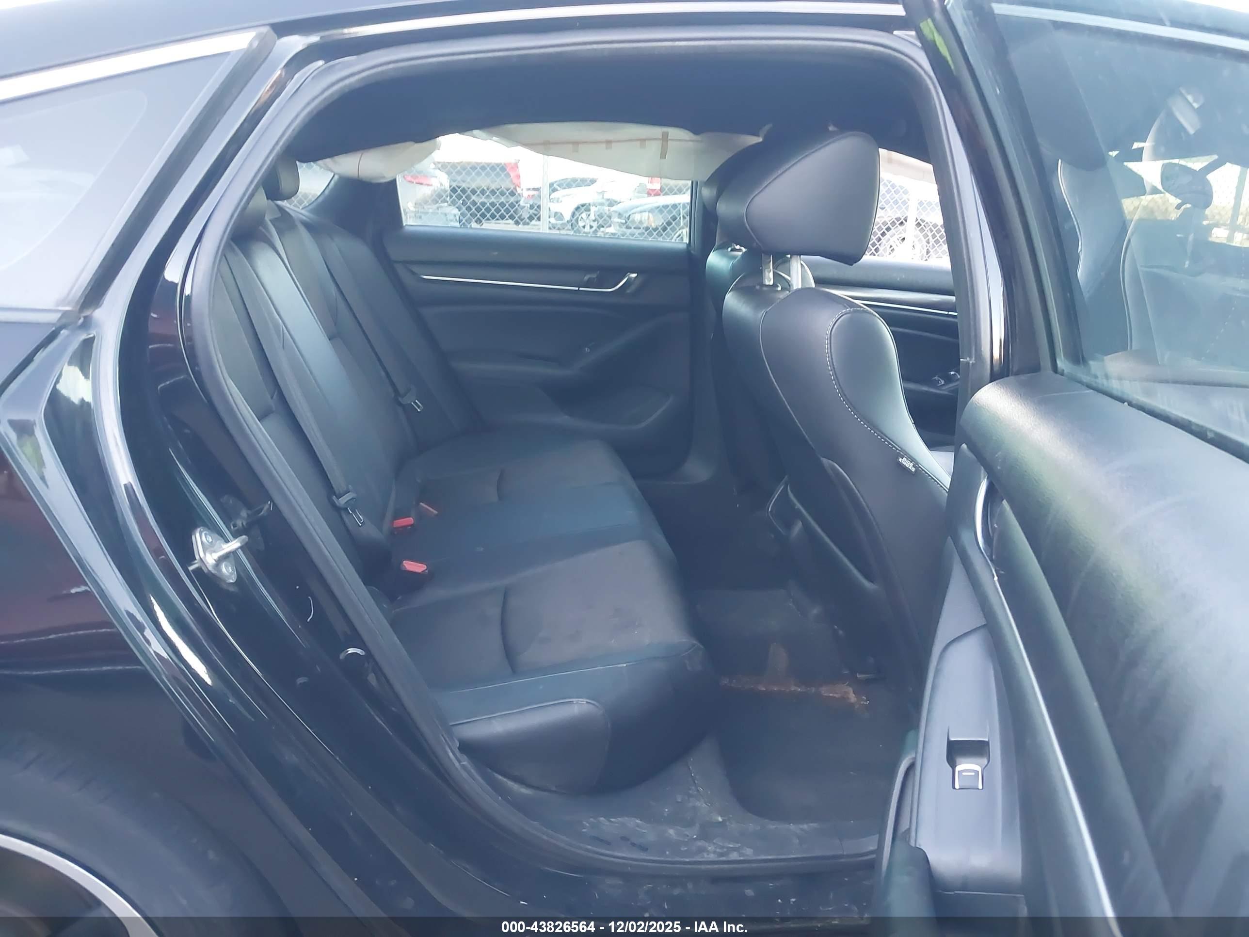 HONDA ACCORD image 8