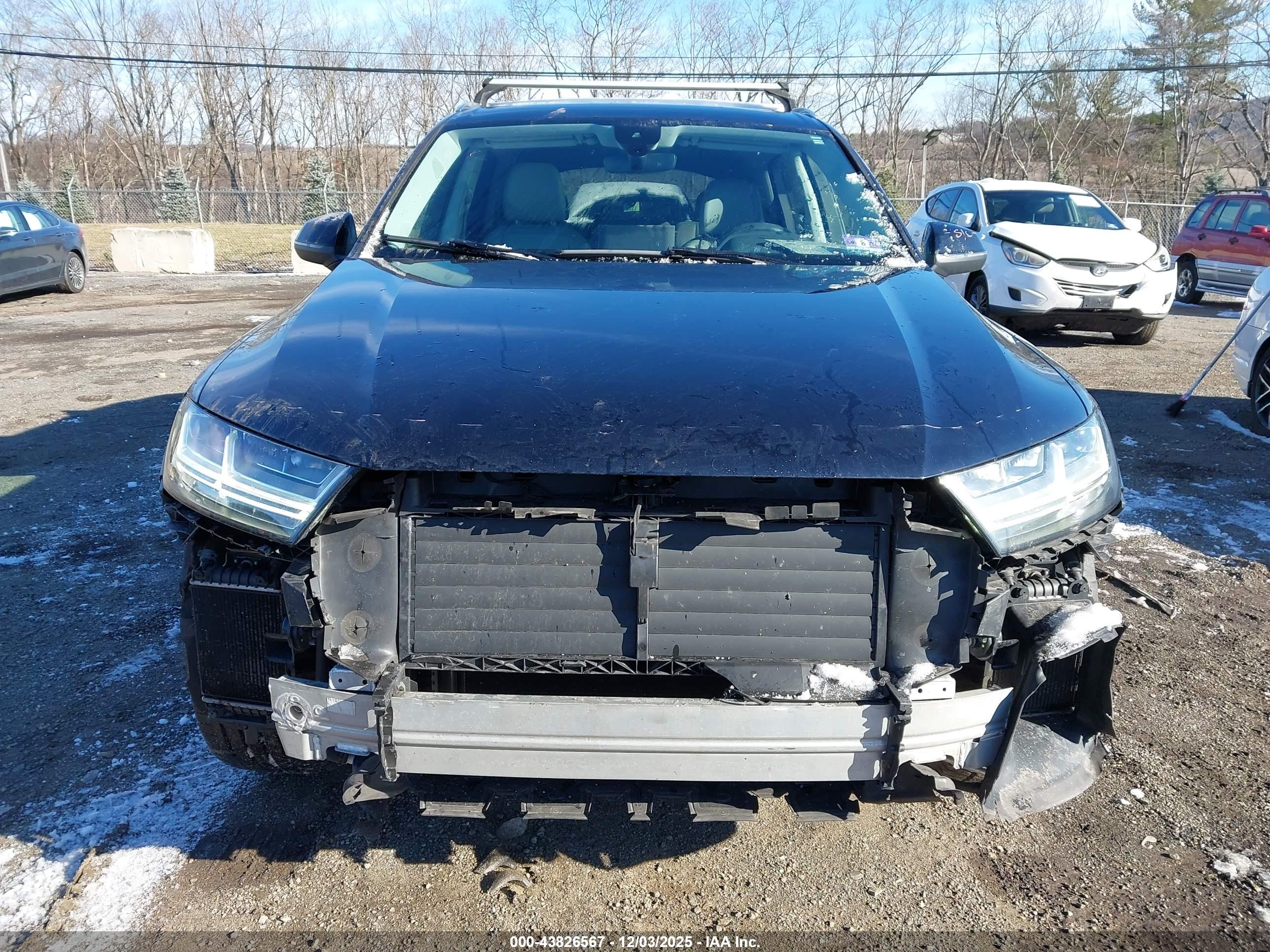 AUDI Q7 image 6