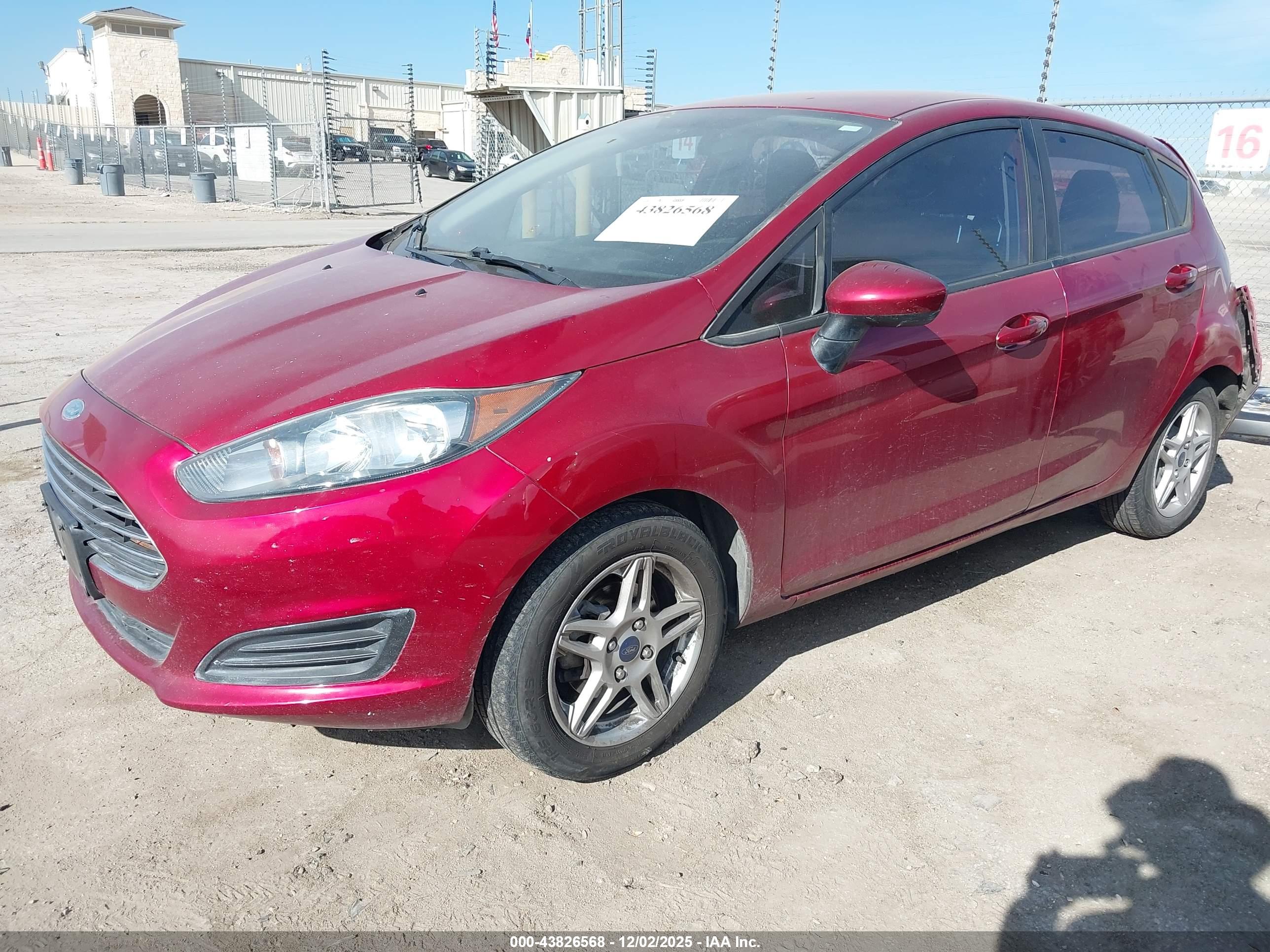 FORD FIESTA image 2