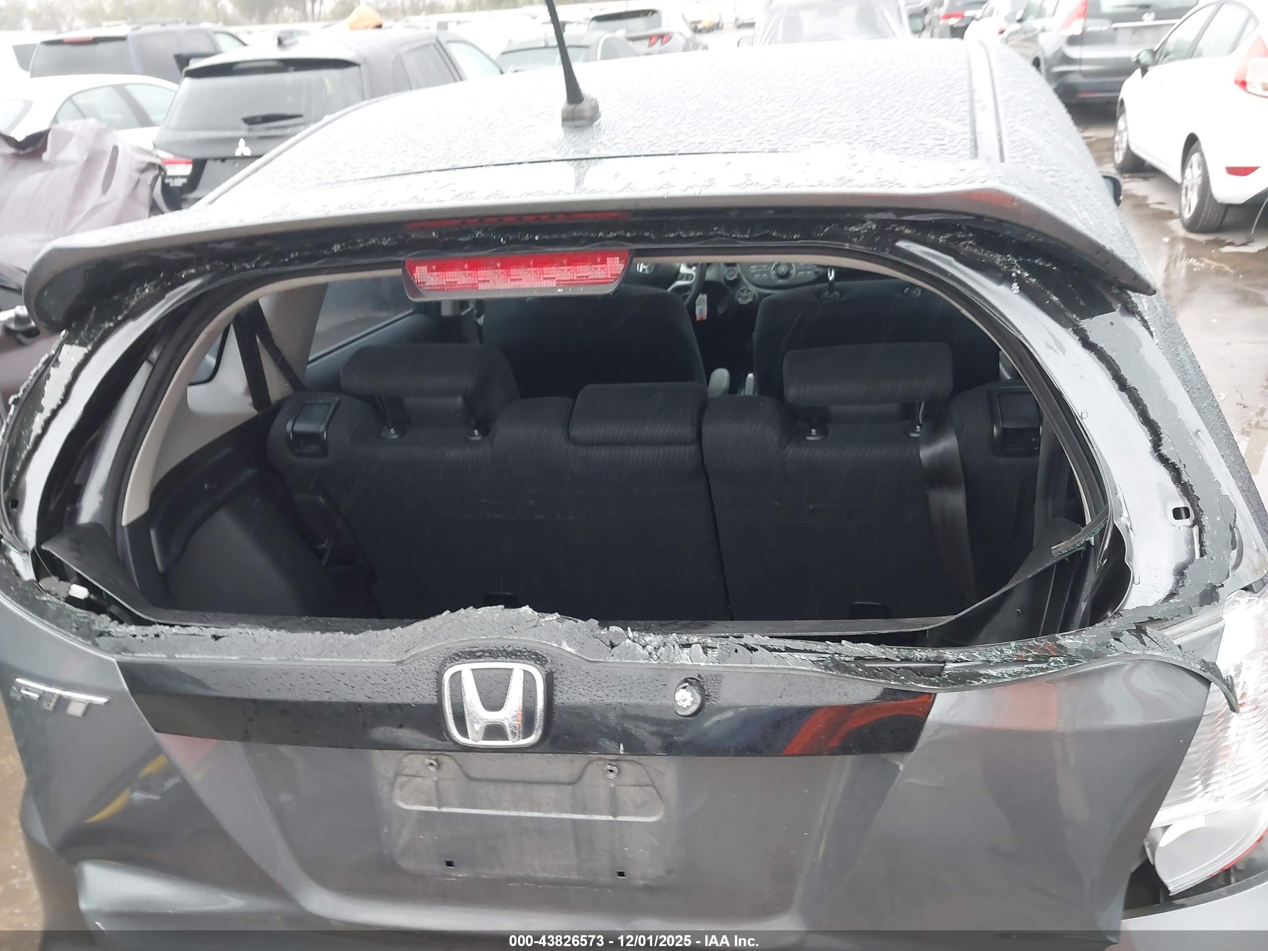 HONDA FIT image 6