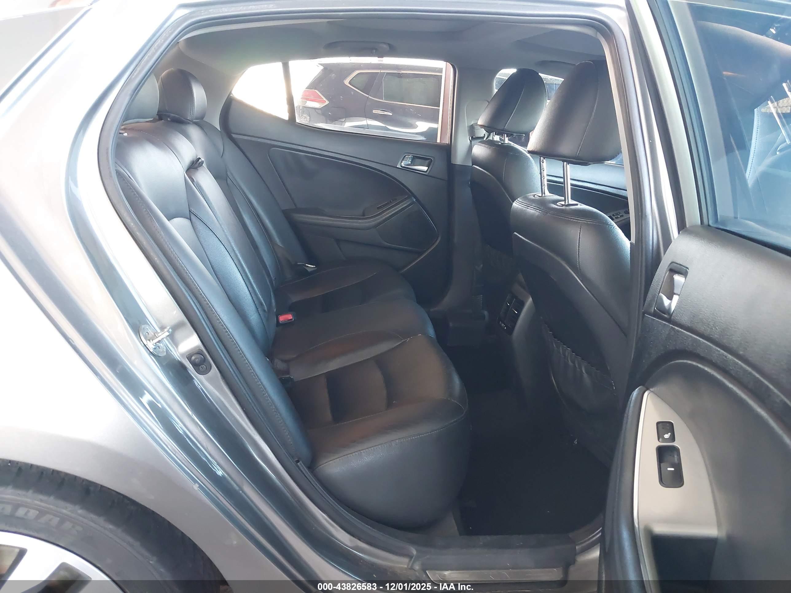 KIA OPTIMA image 8