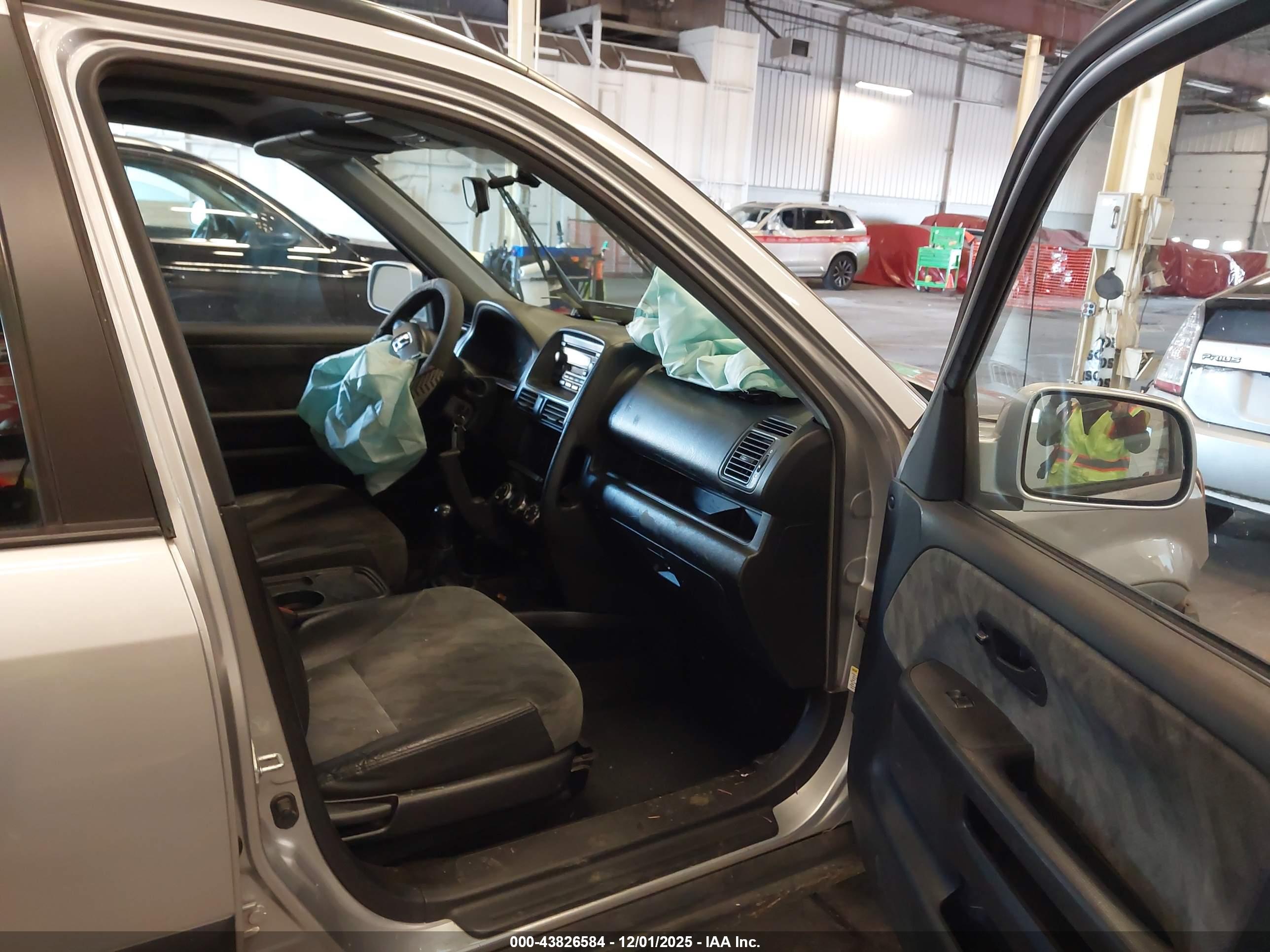 HONDA CR-V image 5