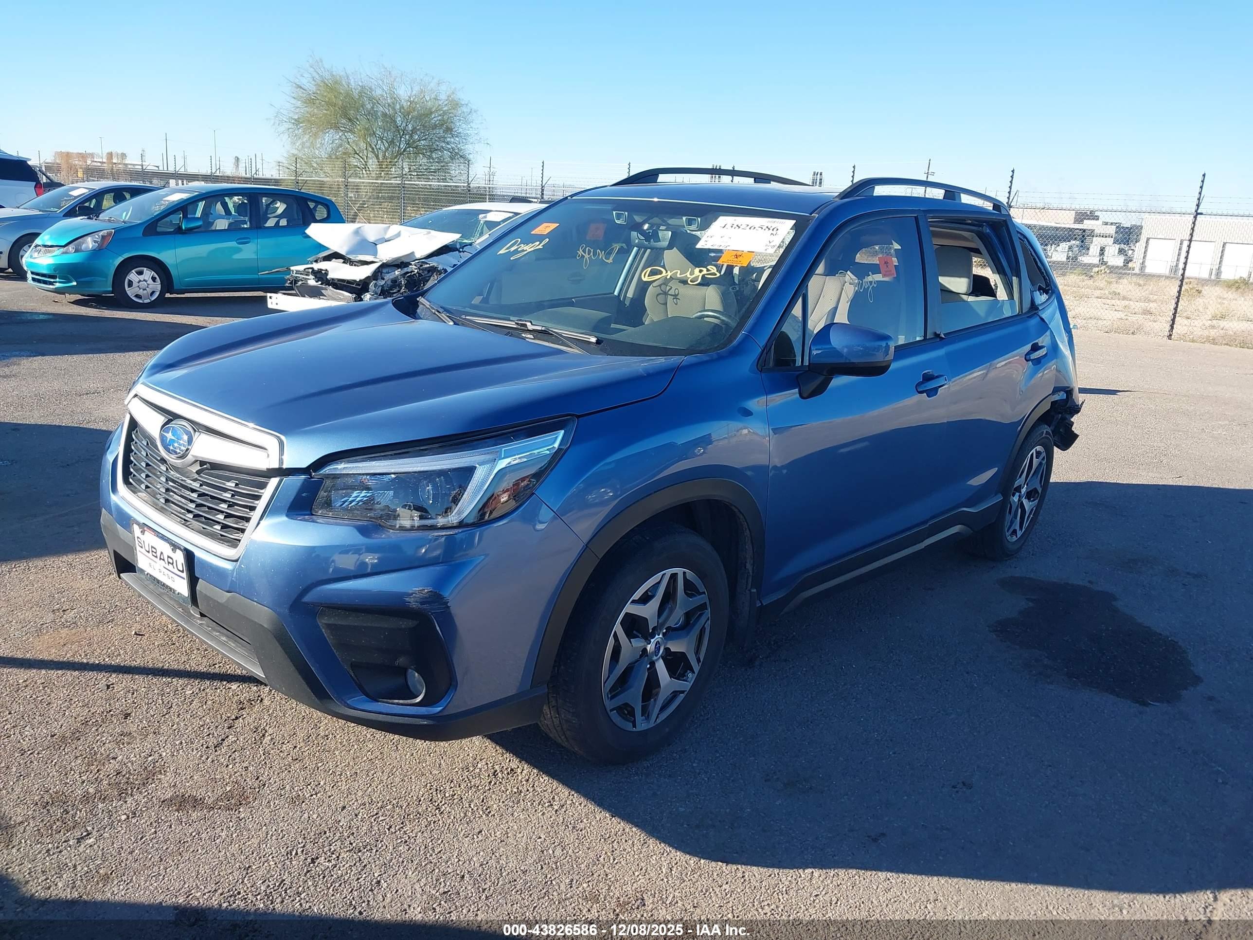 SUBARU FORESTER image 2