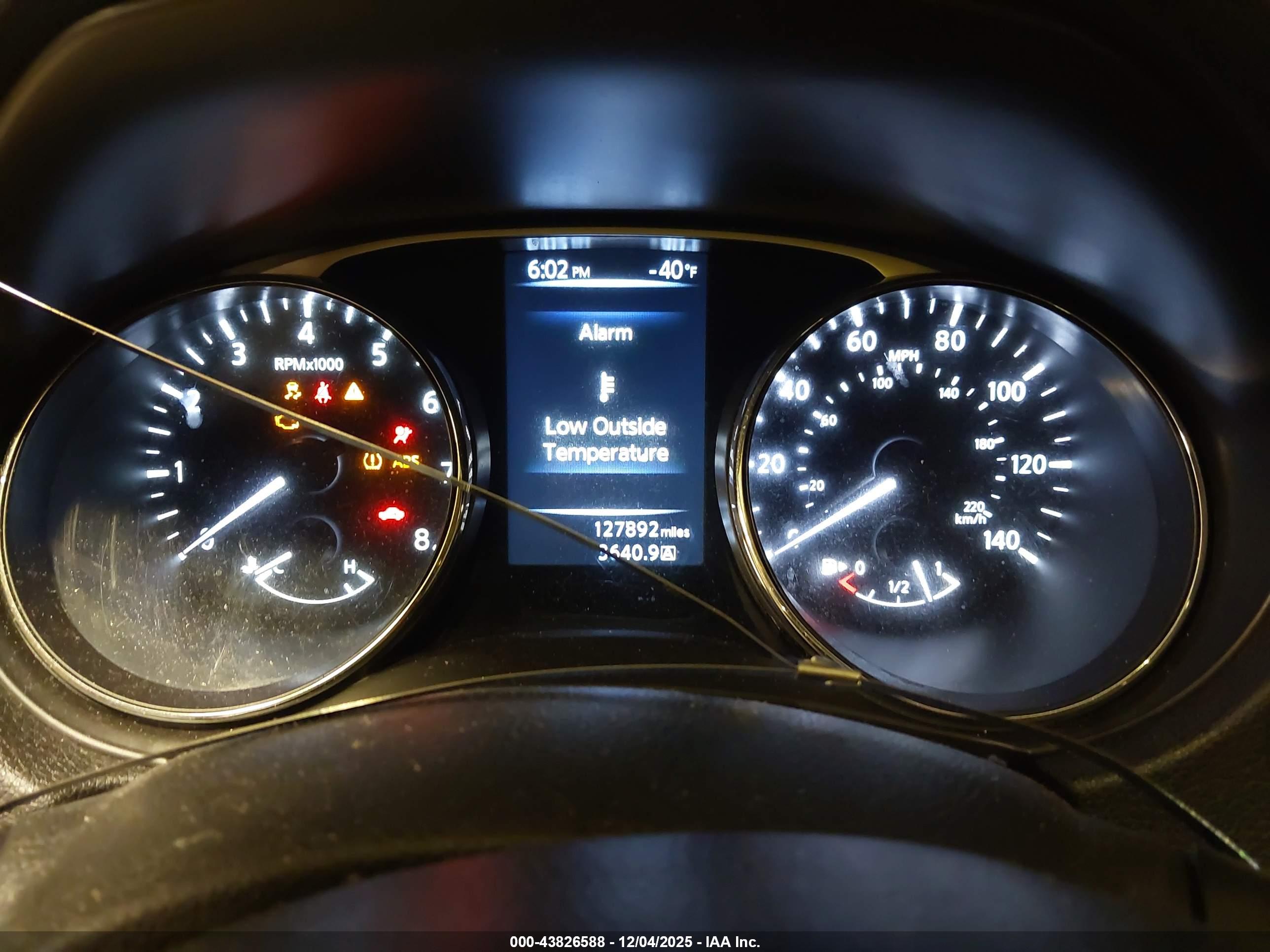 NISSAN ROGUE image 7