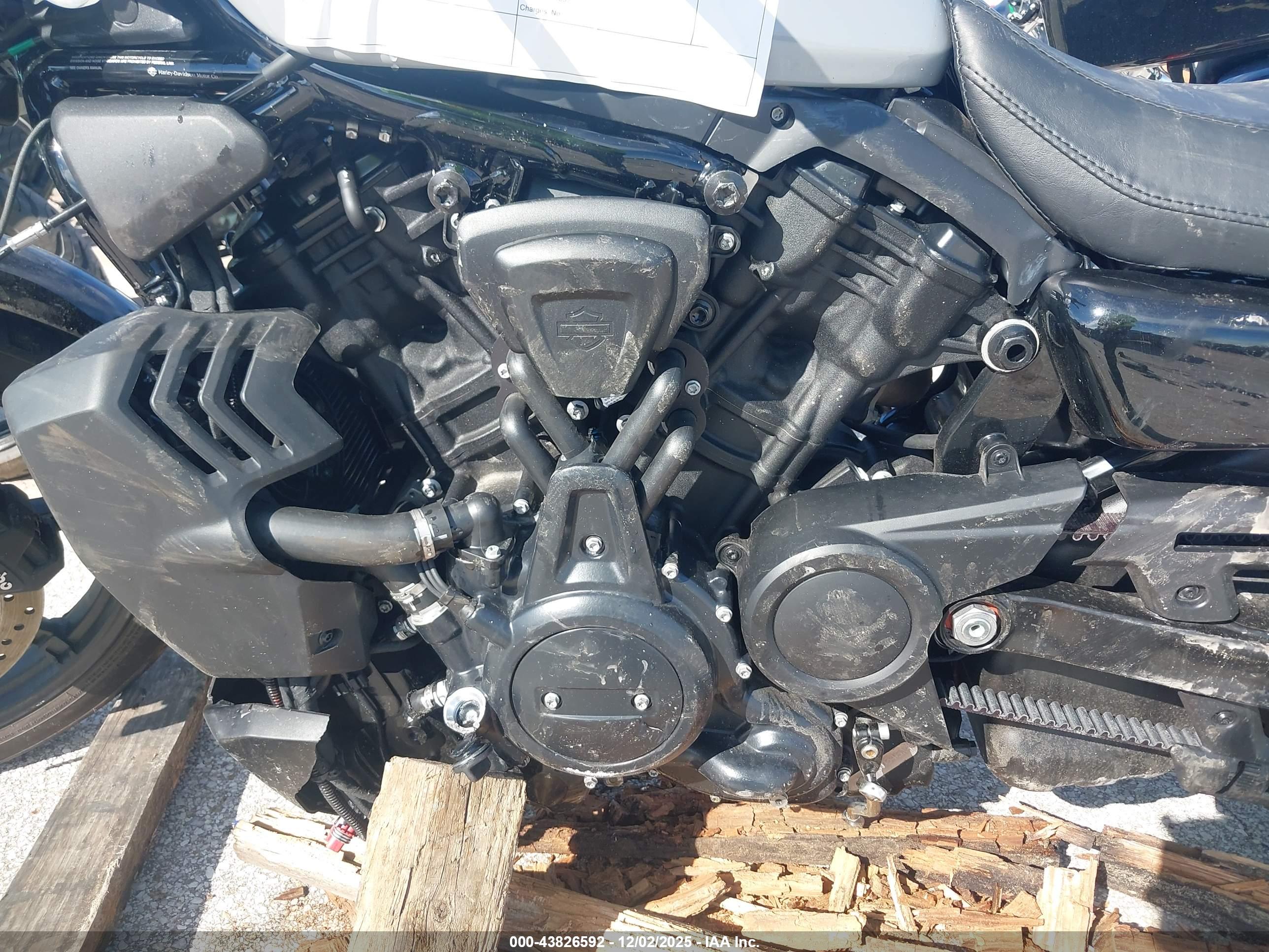 HARLEY-DAVIDSON RH975 image 9