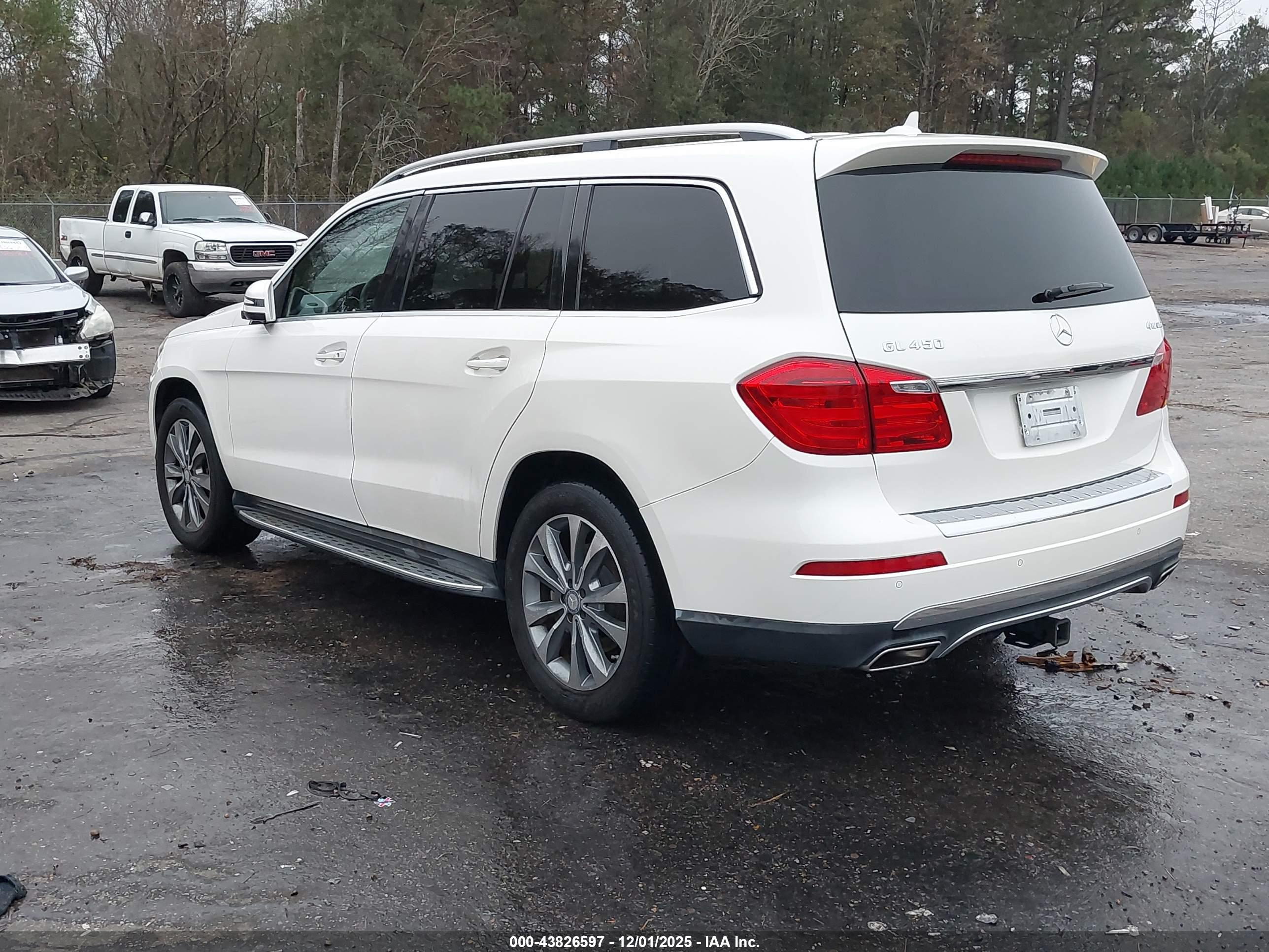 MERCEDES-BENZ GL image 3