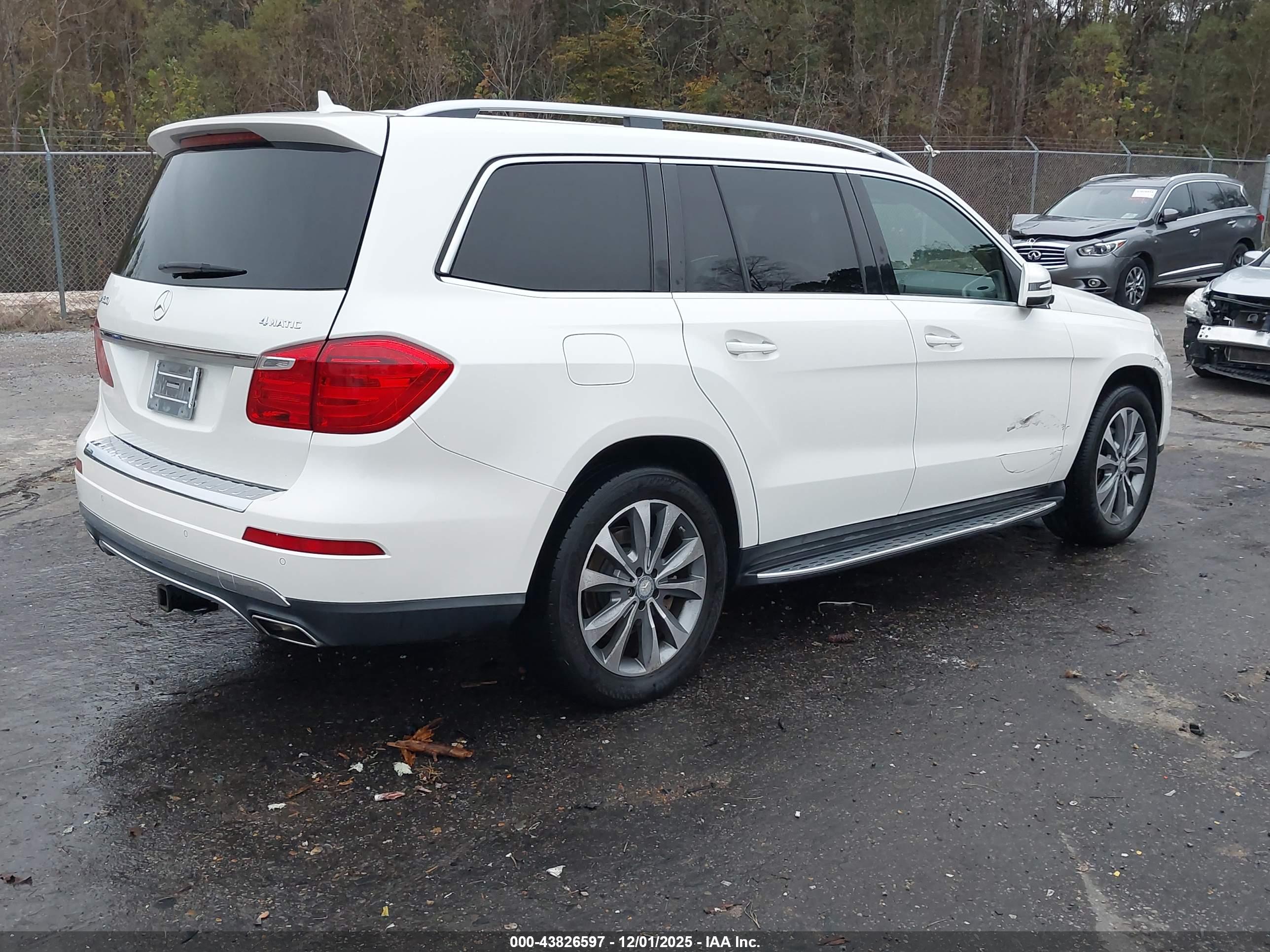 MERCEDES-BENZ GL image 4