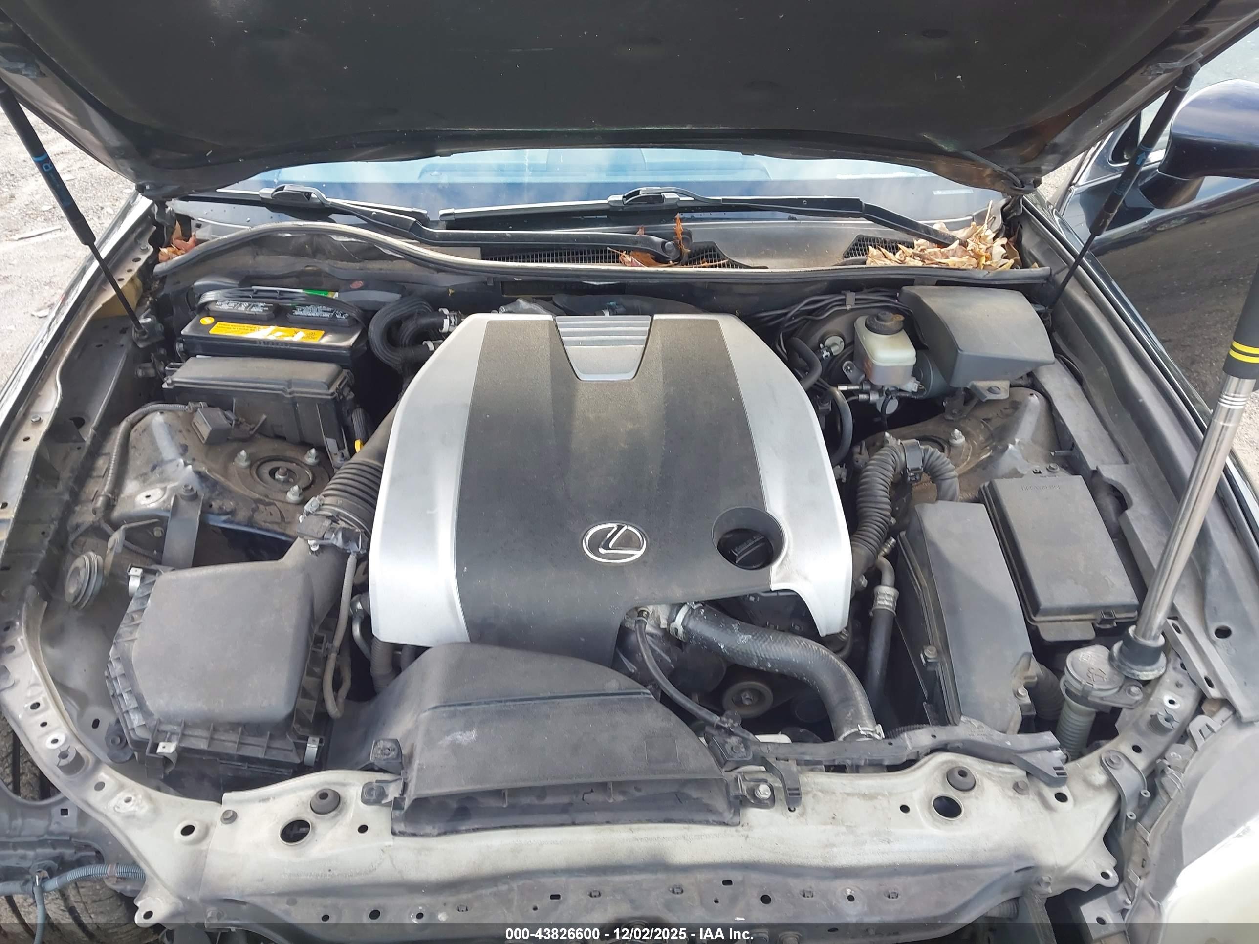 LEXUS GS image 10