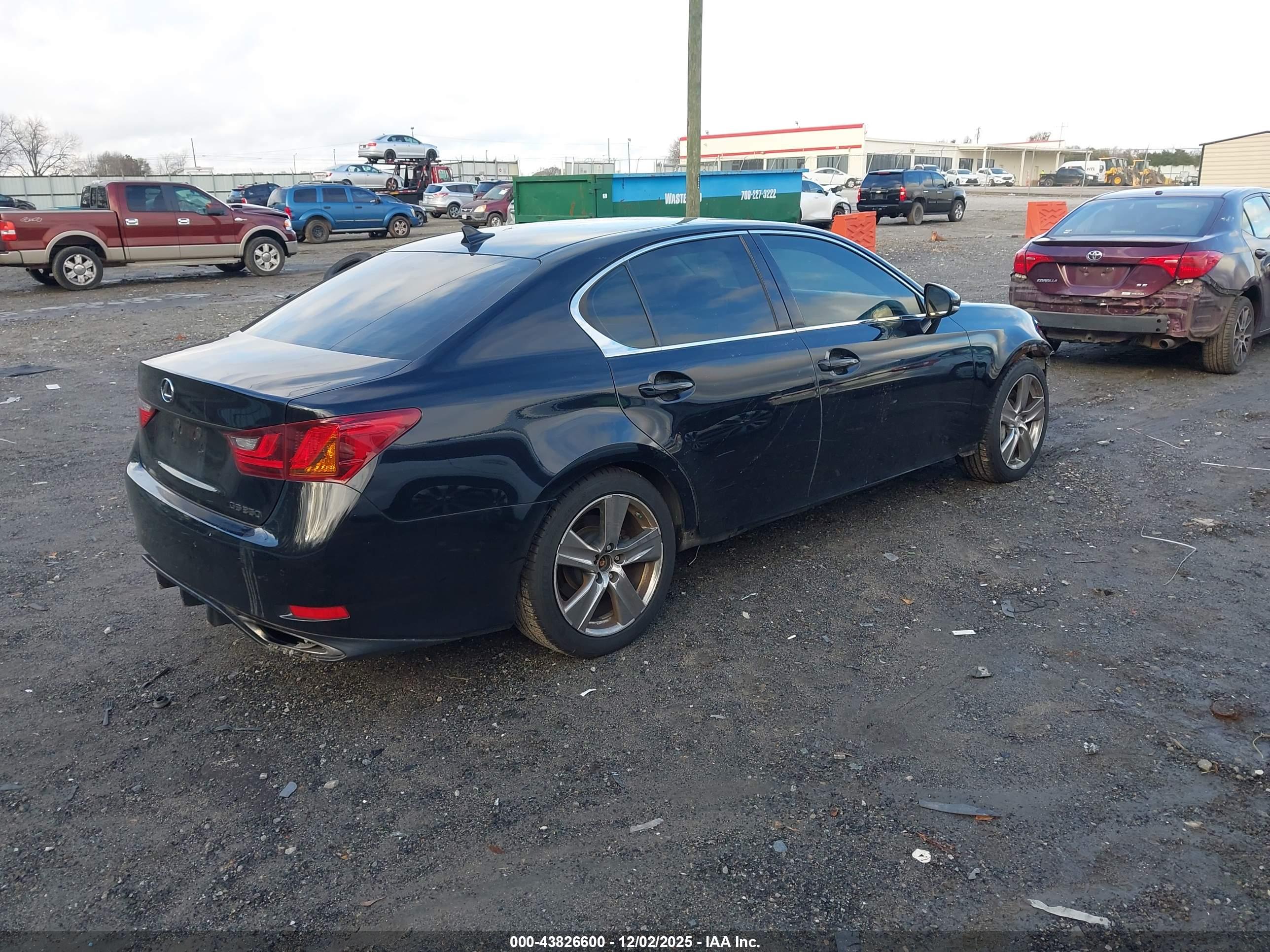 LEXUS GS image 4
