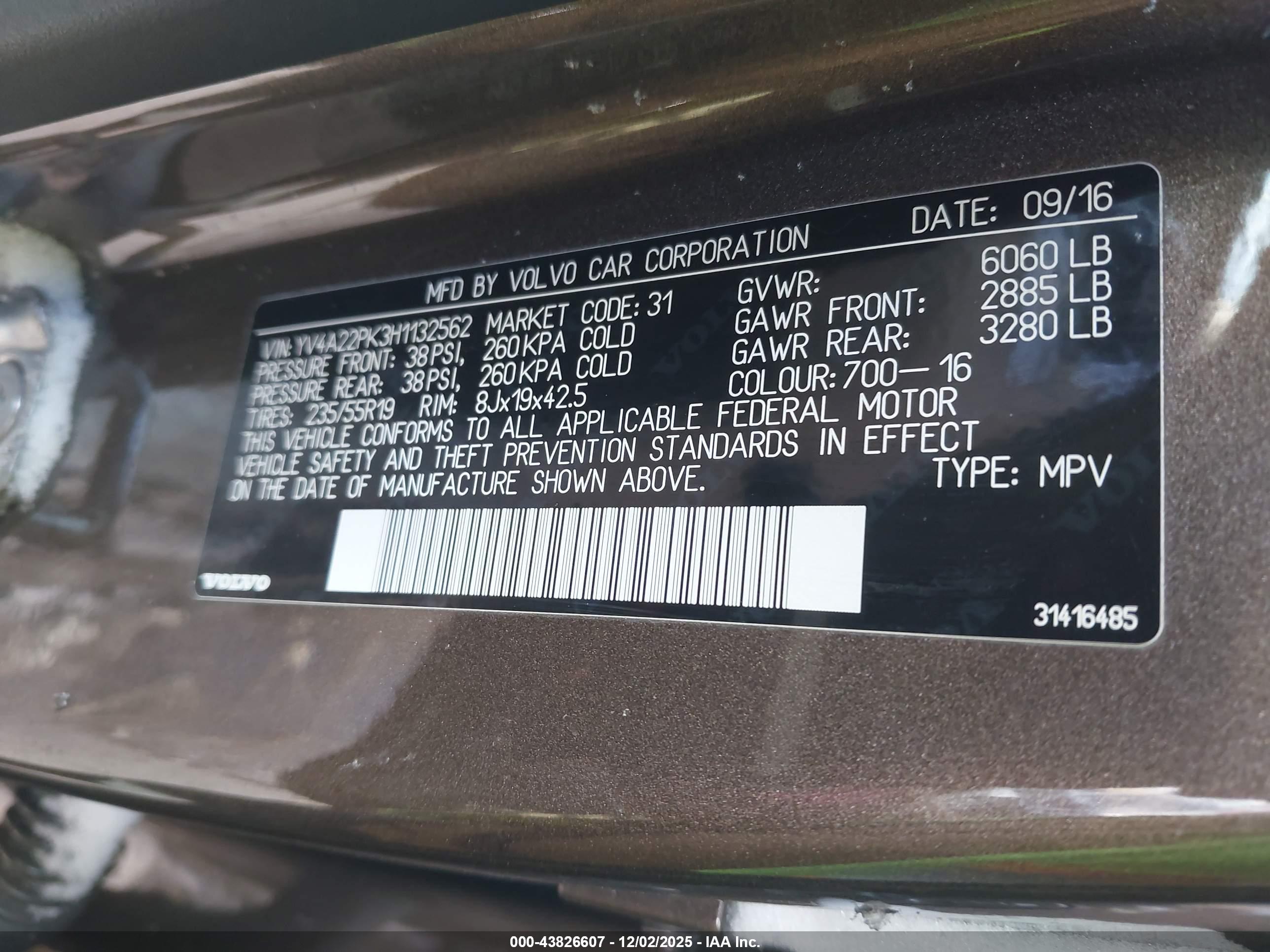 VOLVO XC90 image 9