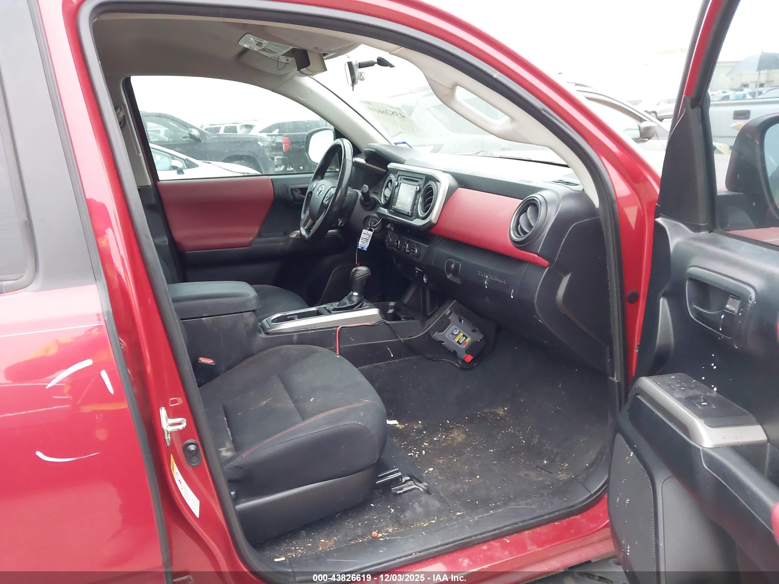TOYOTA TACOMA image 5