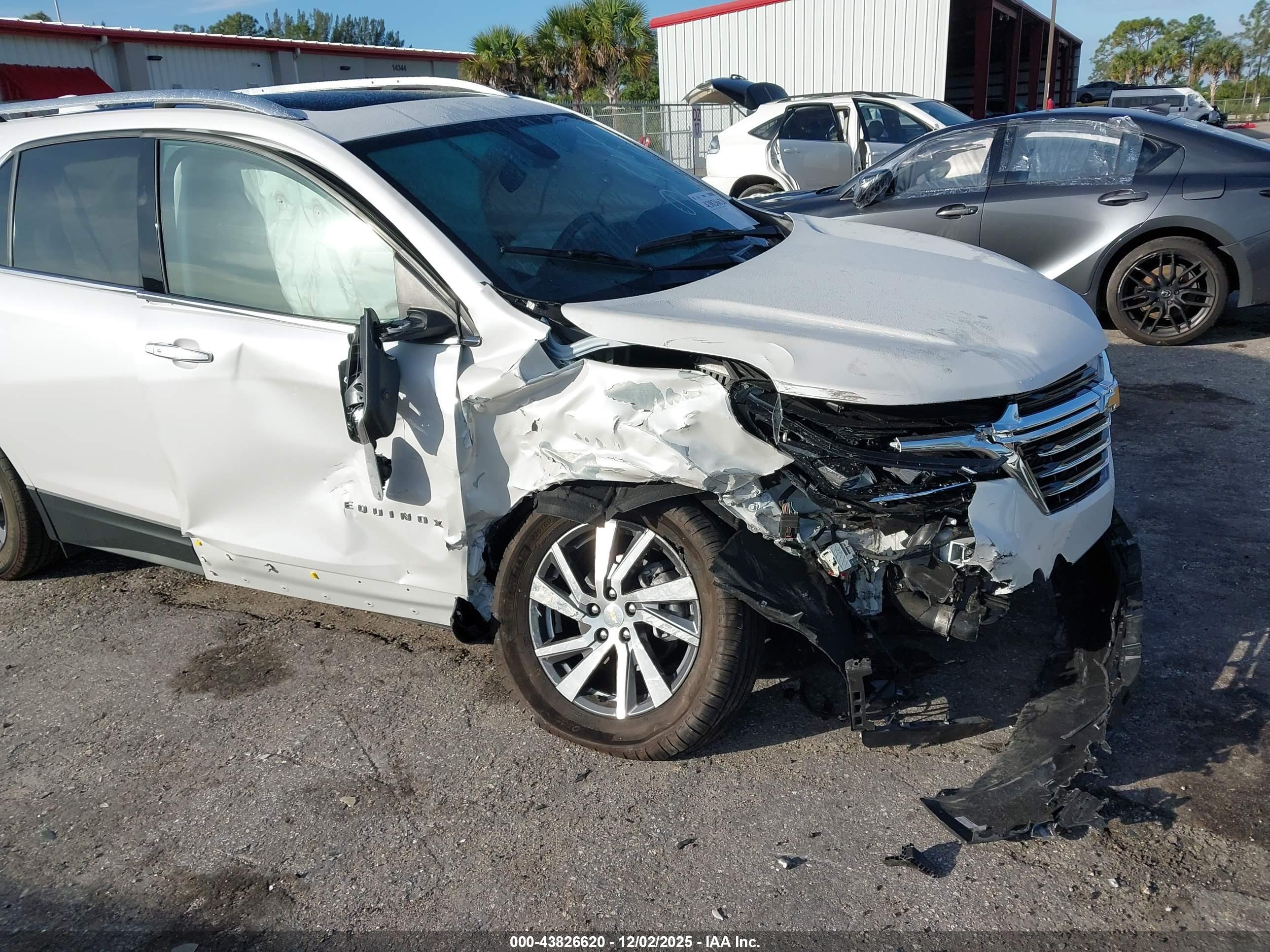 CHEVROLET EQUINOX image 6