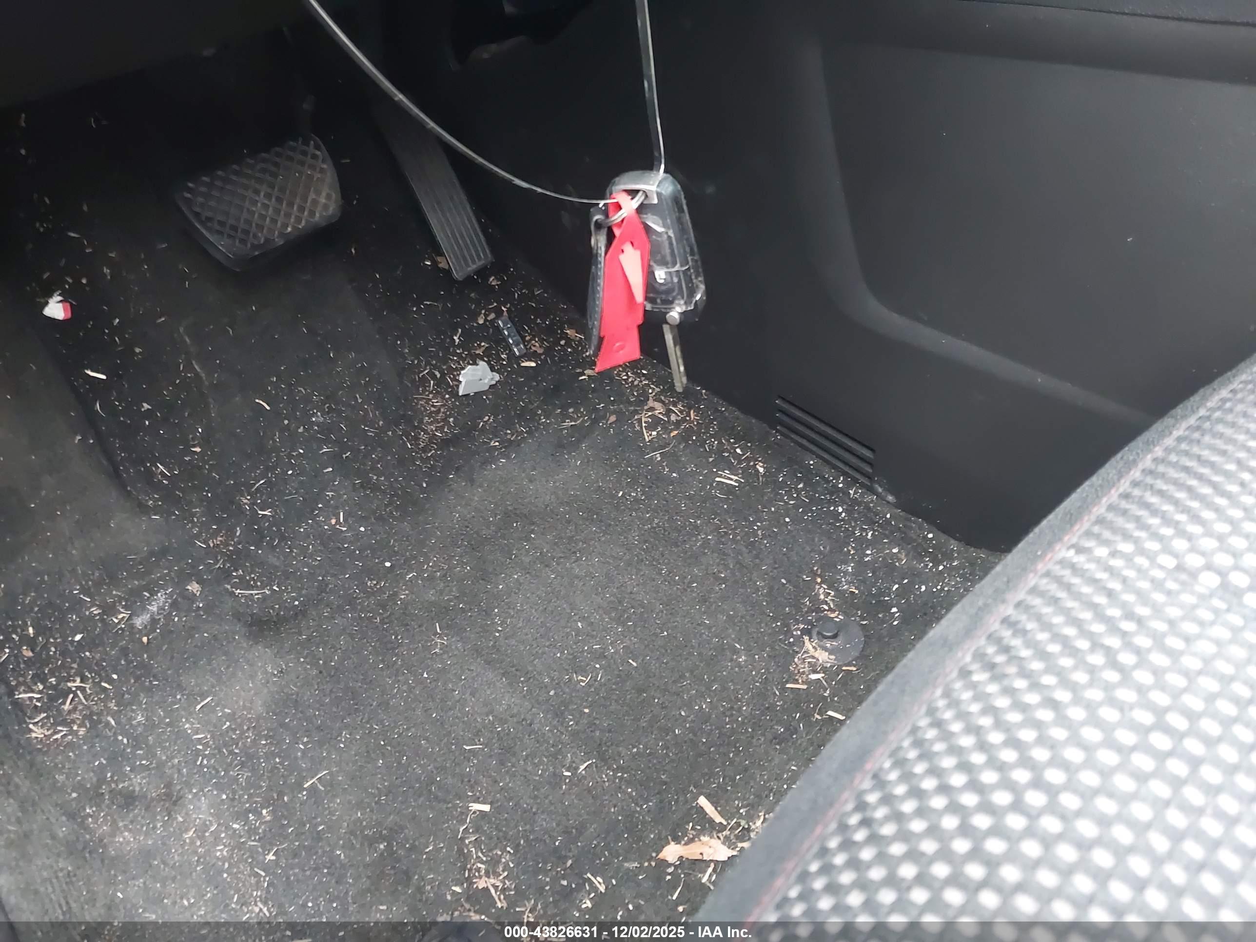 CHEVROLET EQUINOX image 11