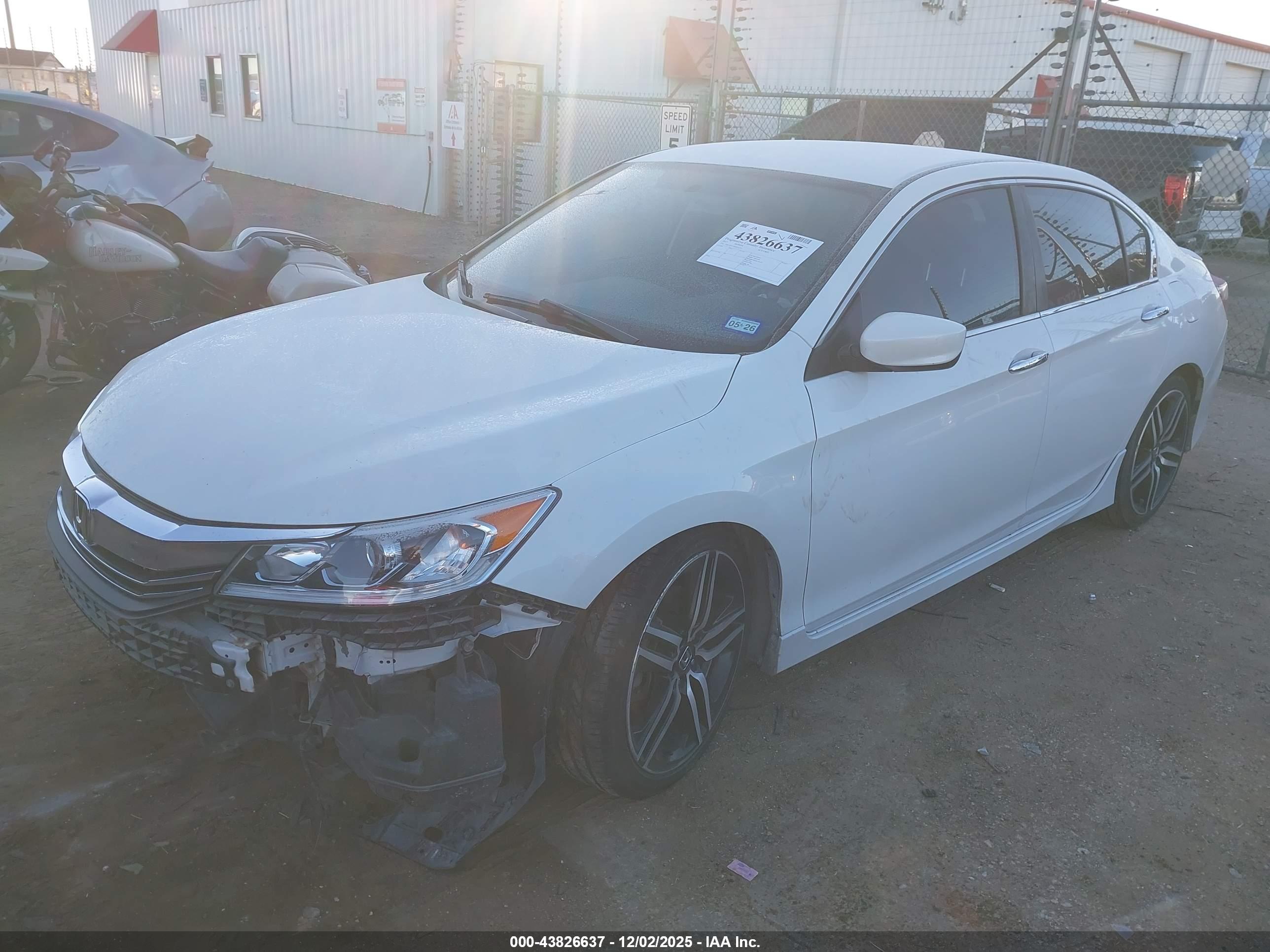 HONDA ACCORD image 2