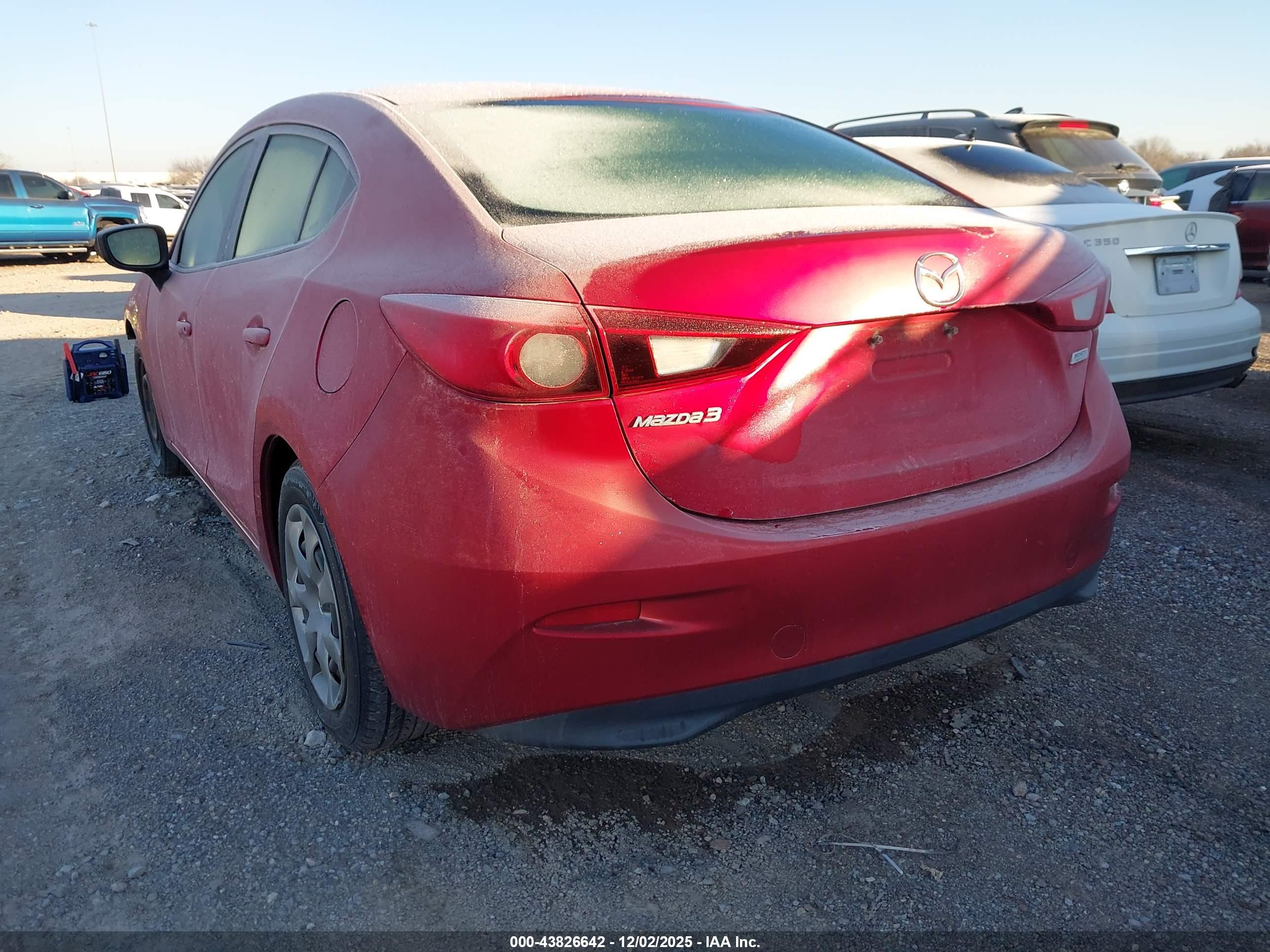 MAZDA MAZDA3 image 3