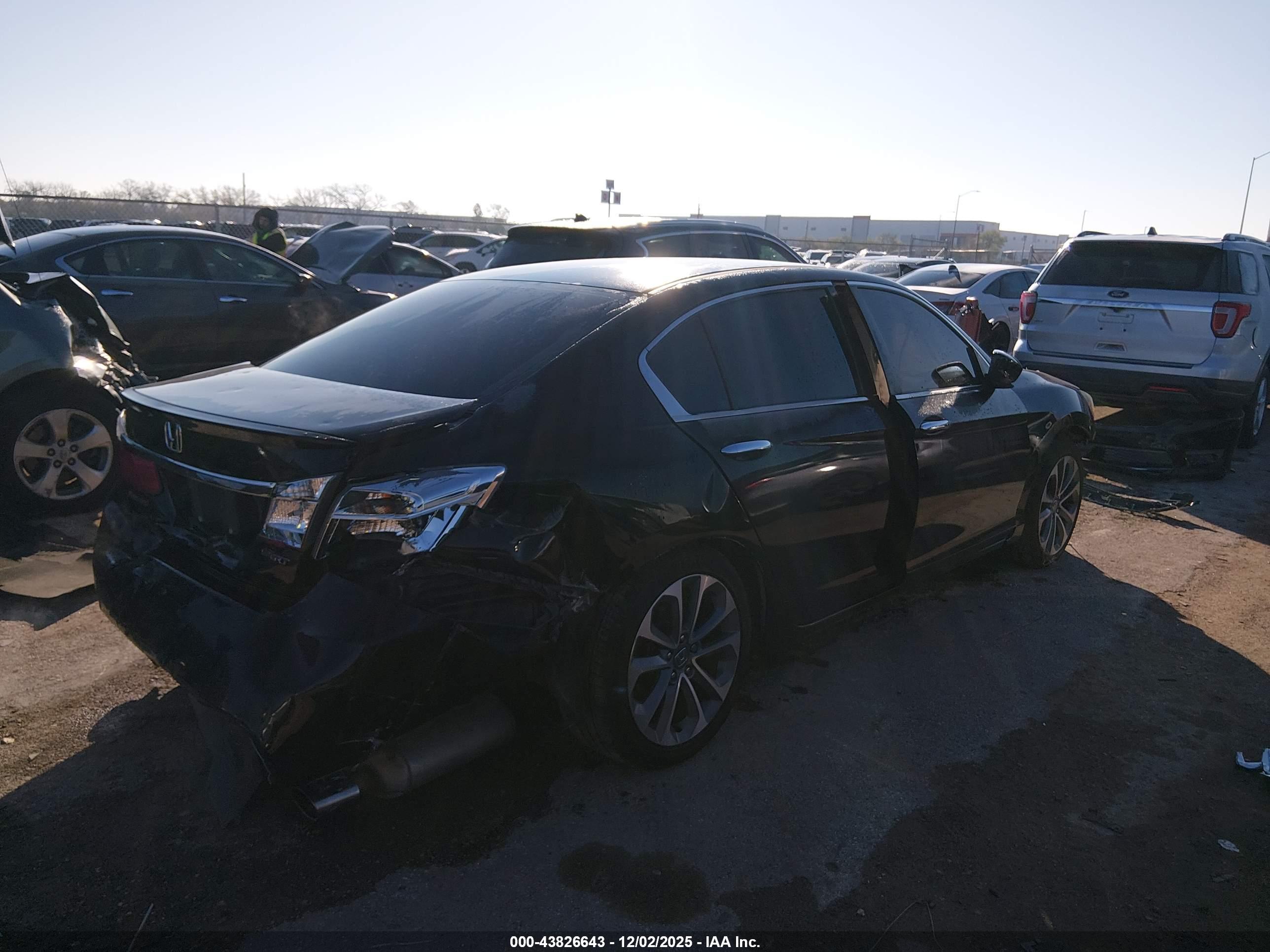 HONDA ACCORD image 4