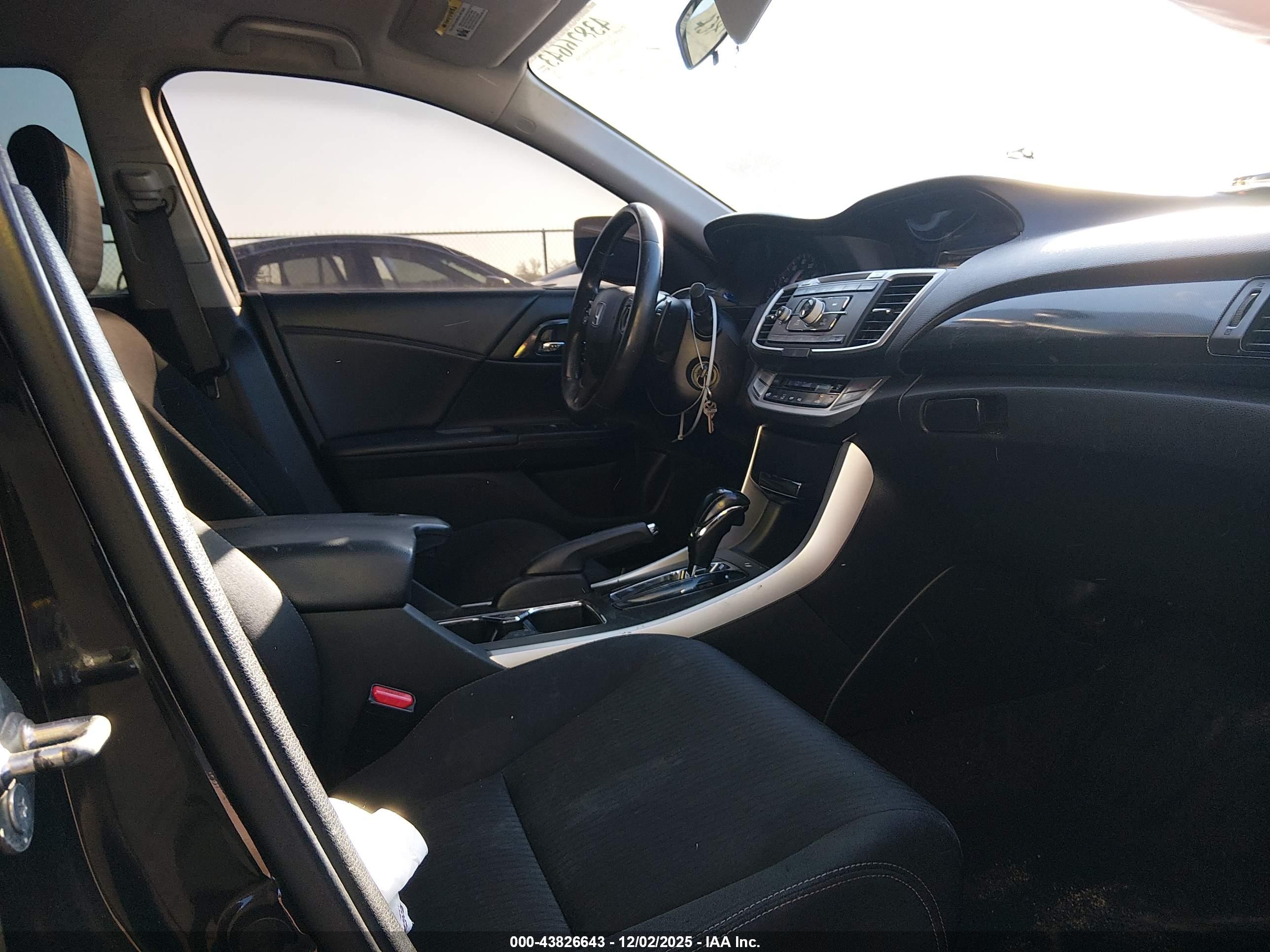 HONDA ACCORD image 5