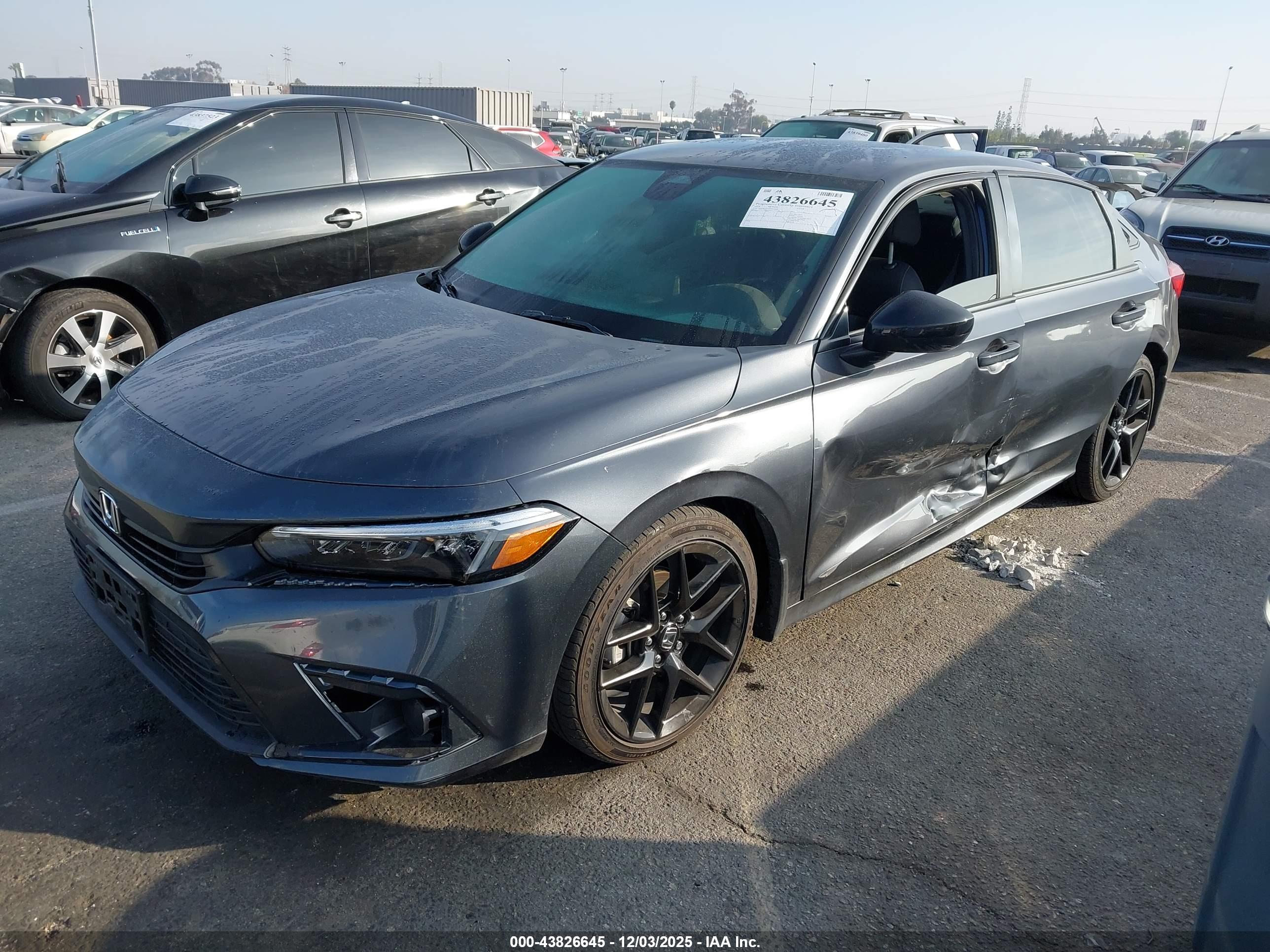 HONDA CIVIC image 2
