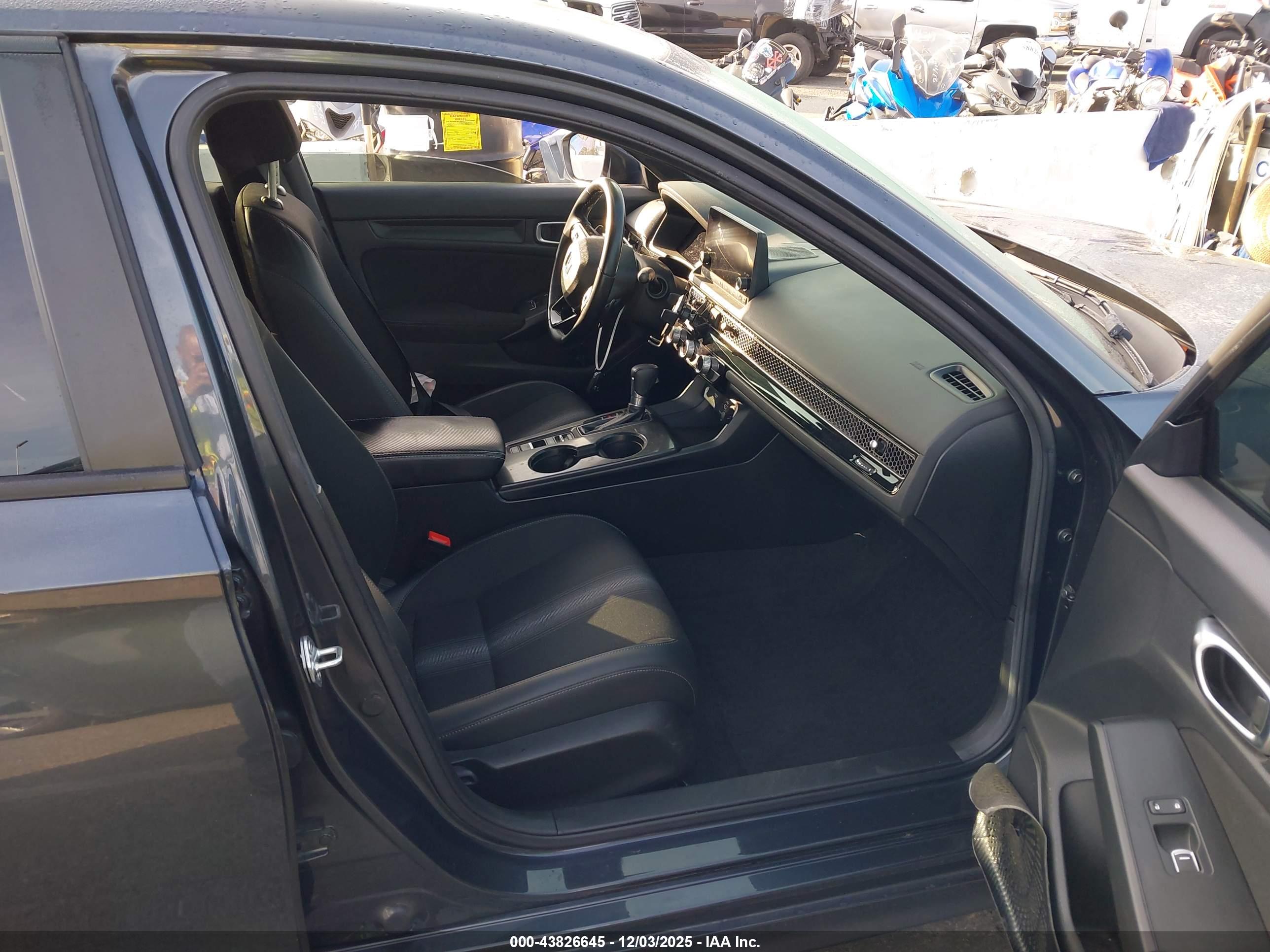 HONDA CIVIC image 5