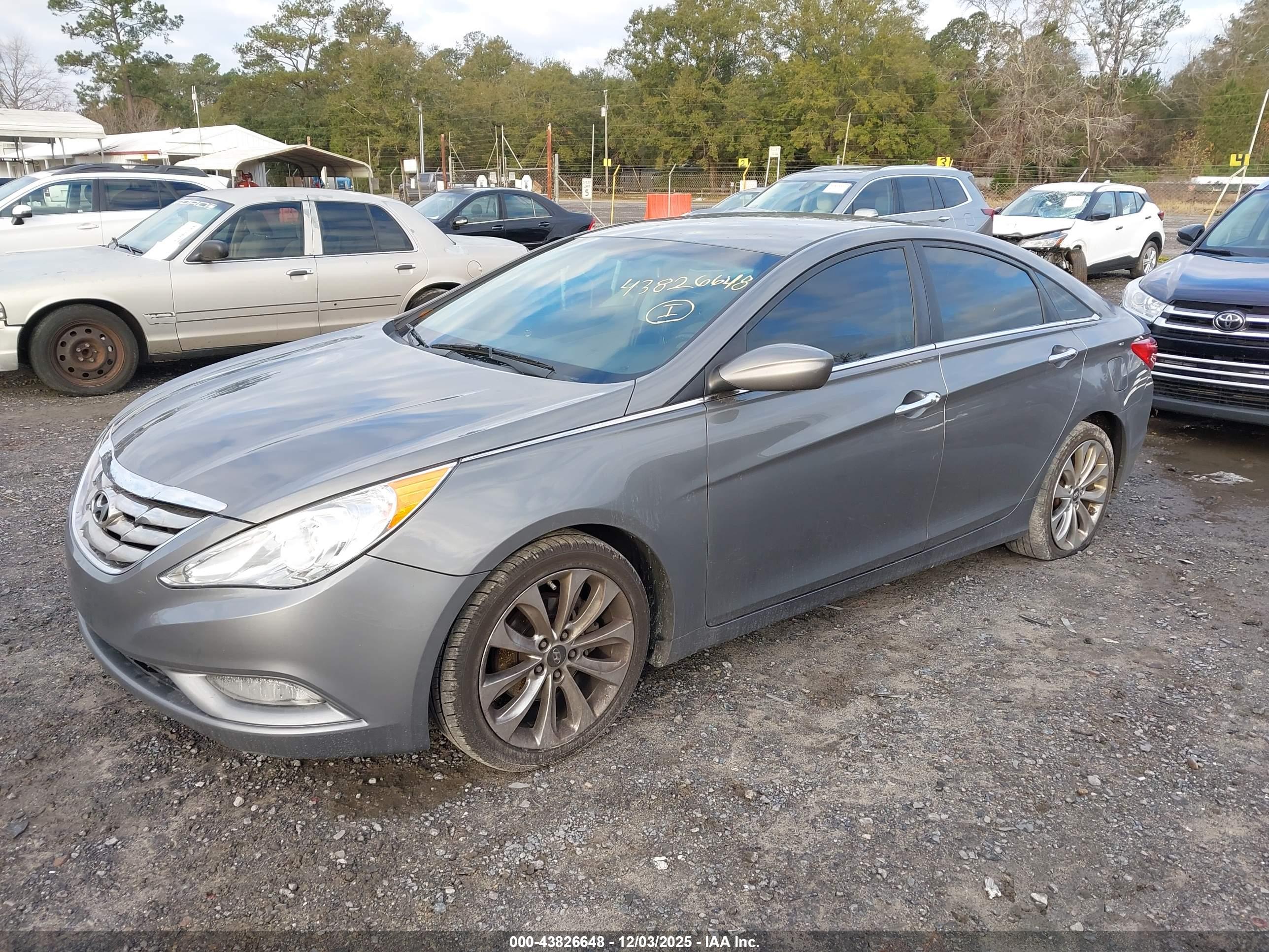 HYUNDAI SONATA image 6