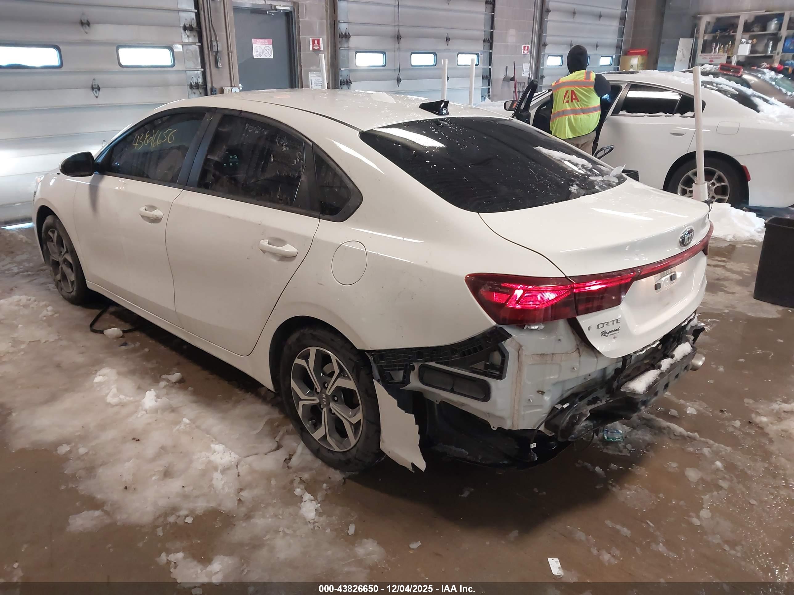 KIA FORTE image 3