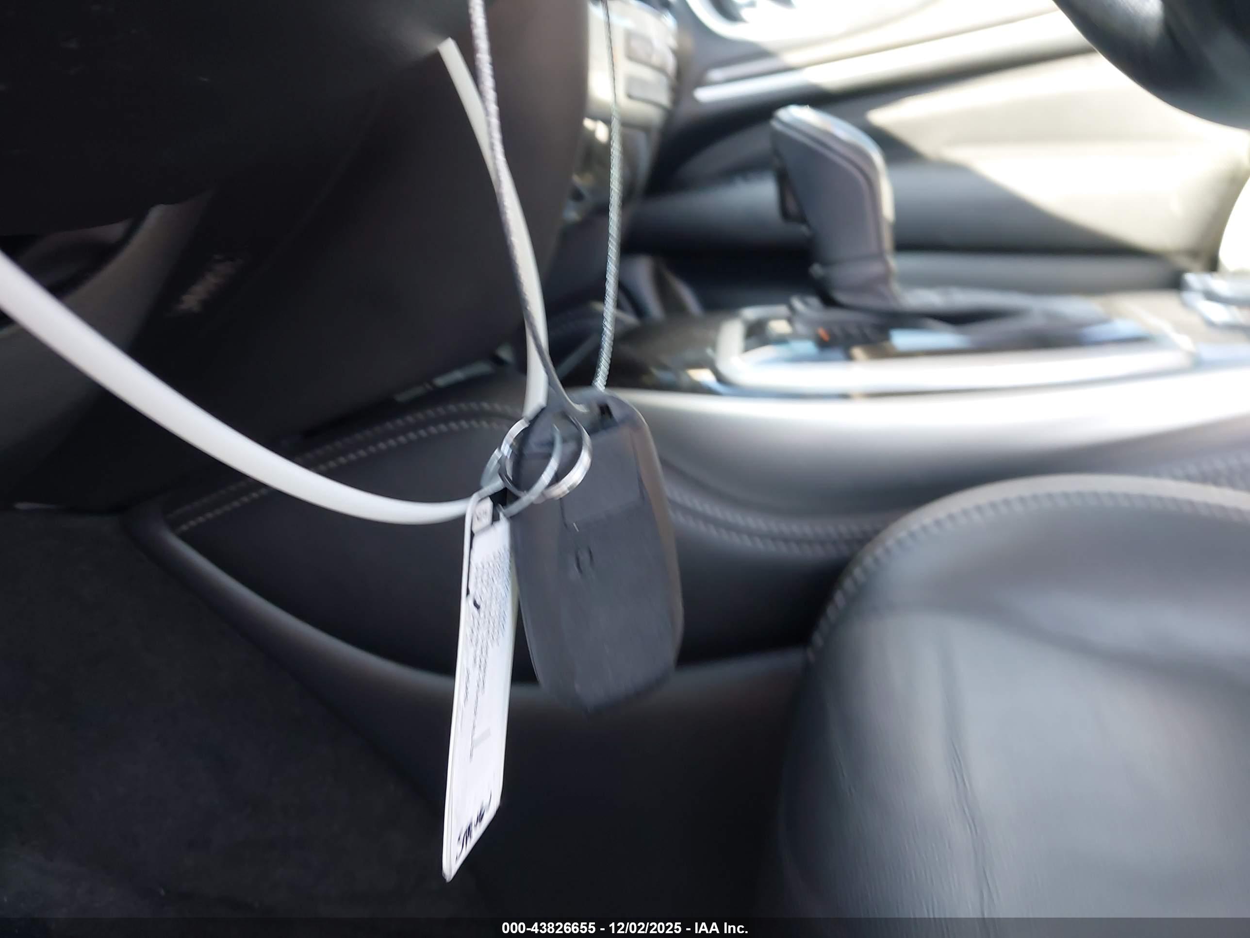 INFINITI QX60 image 11