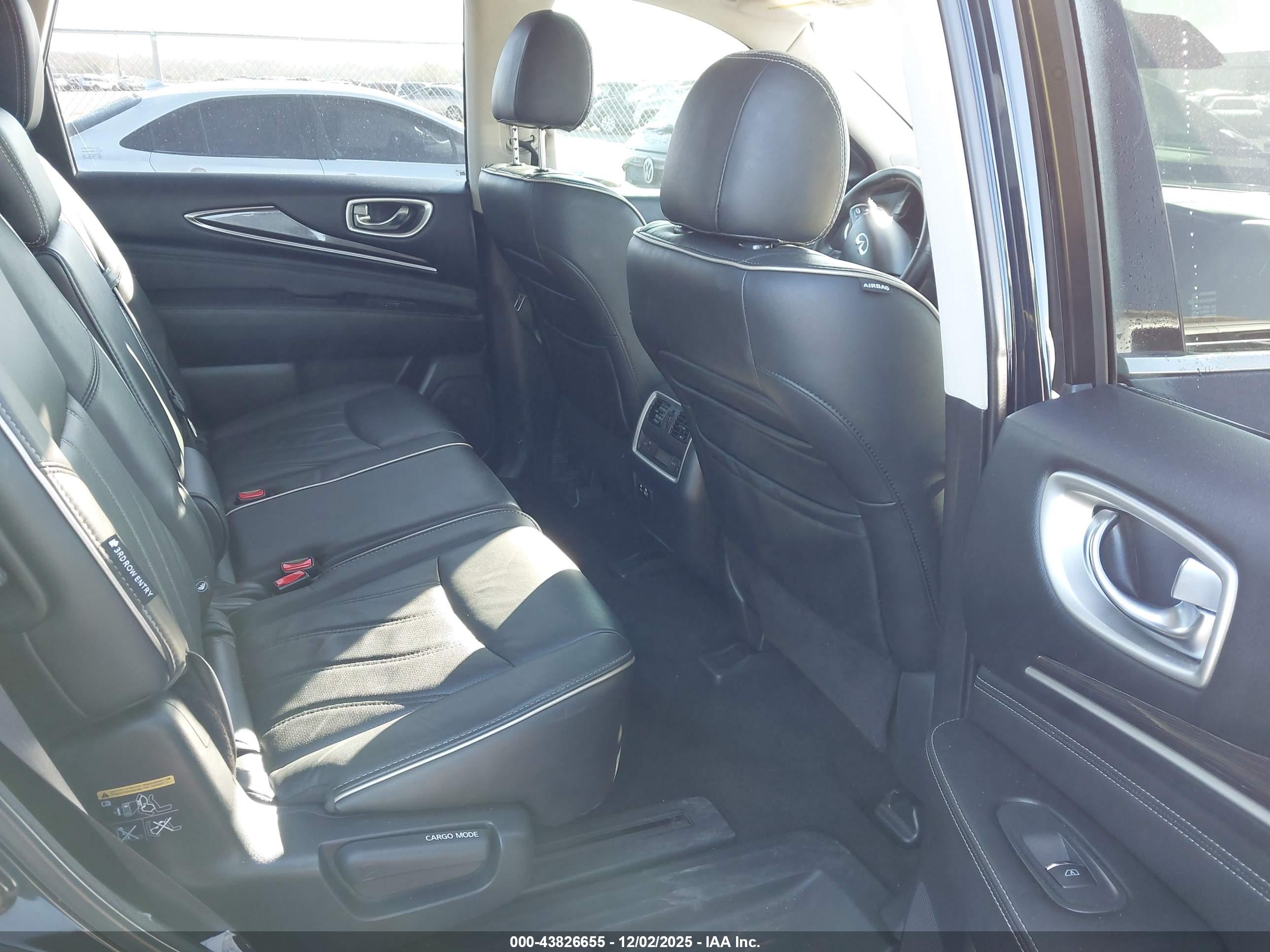 INFINITI QX60 image 8