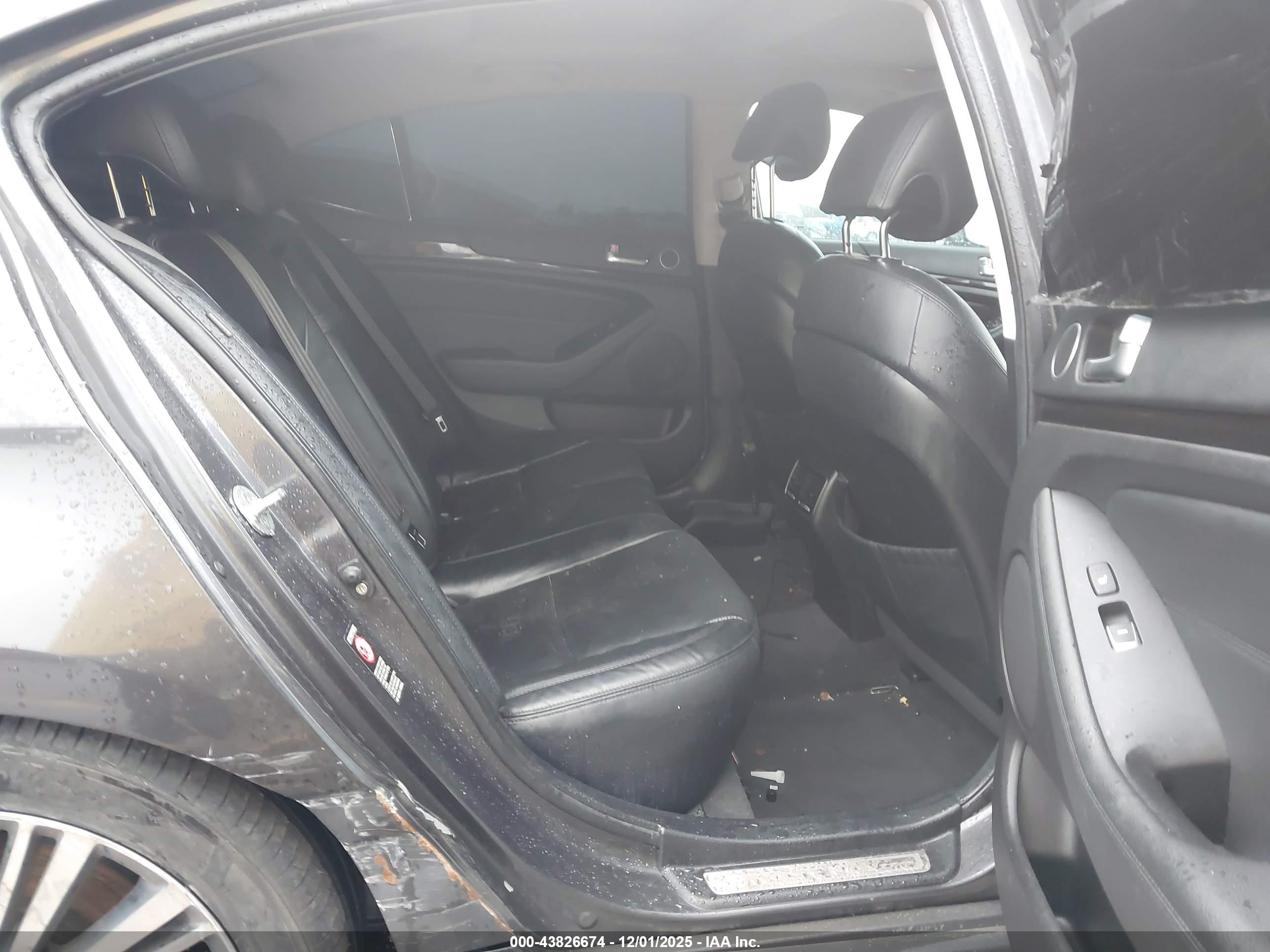 KIA CADENZA image 8