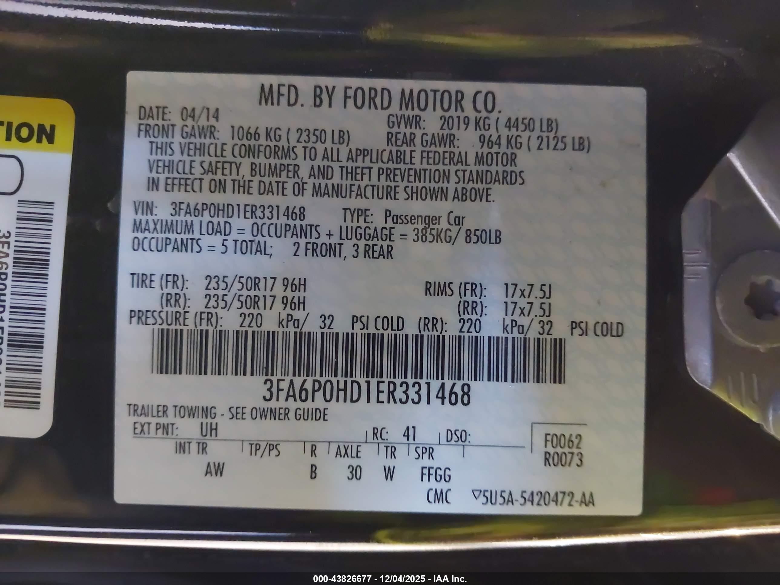 FORD FUSION image 9