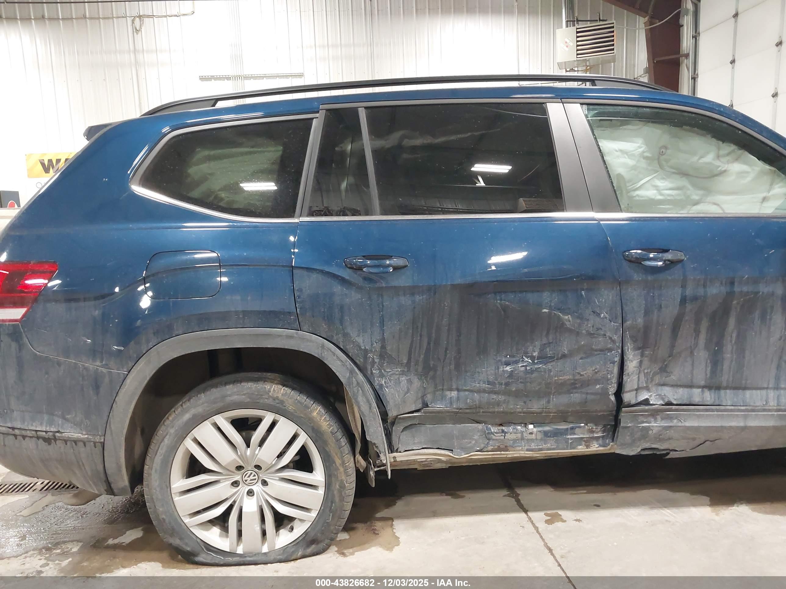 VOLKSWAGEN ATLAS image 6