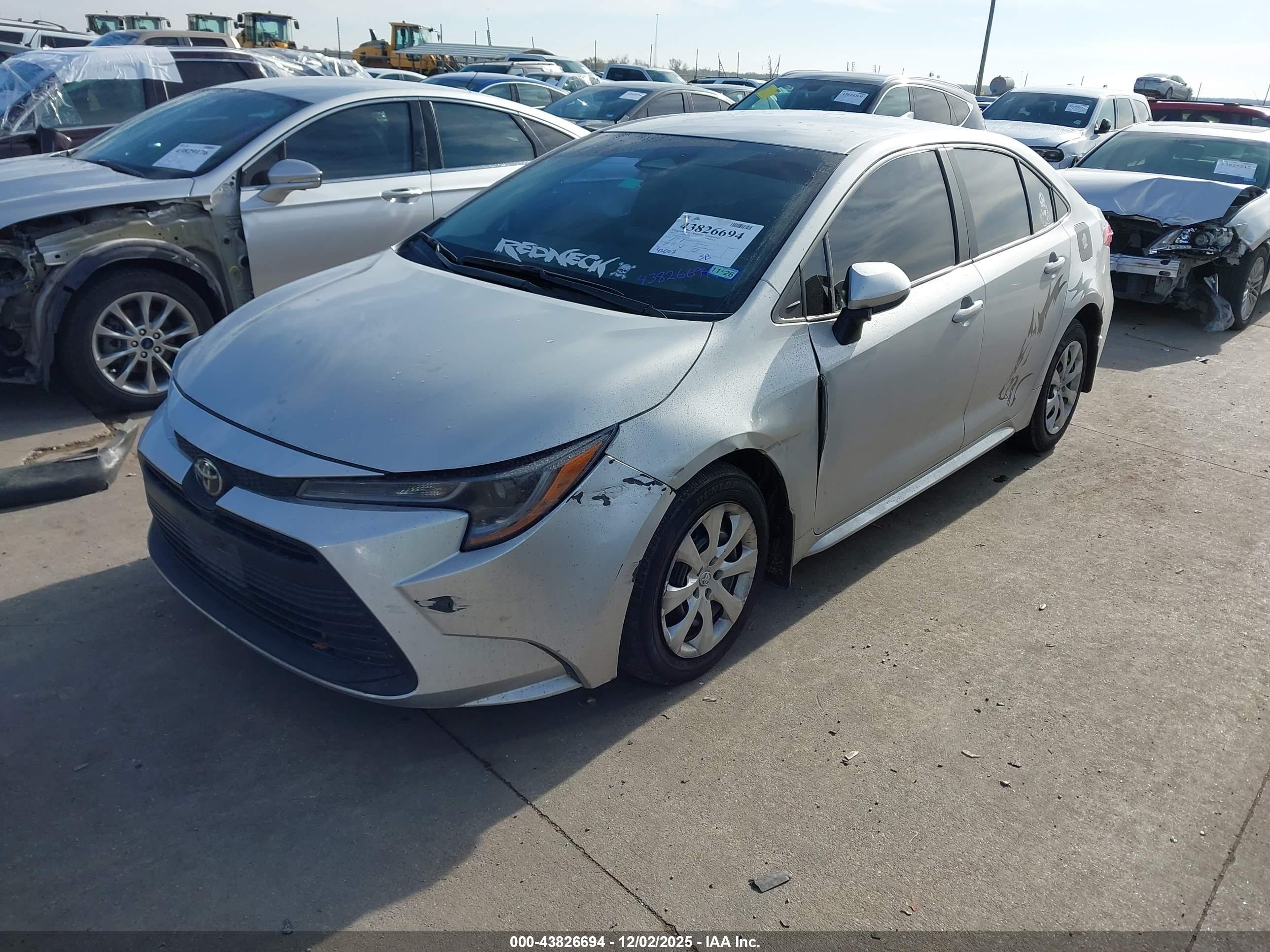 TOYOTA COROLLA image 2