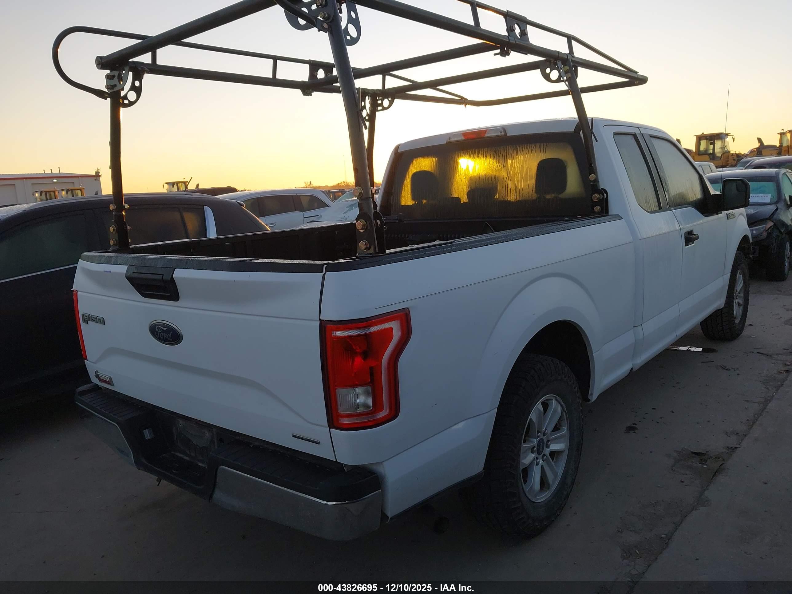 FORD F-150 image 4