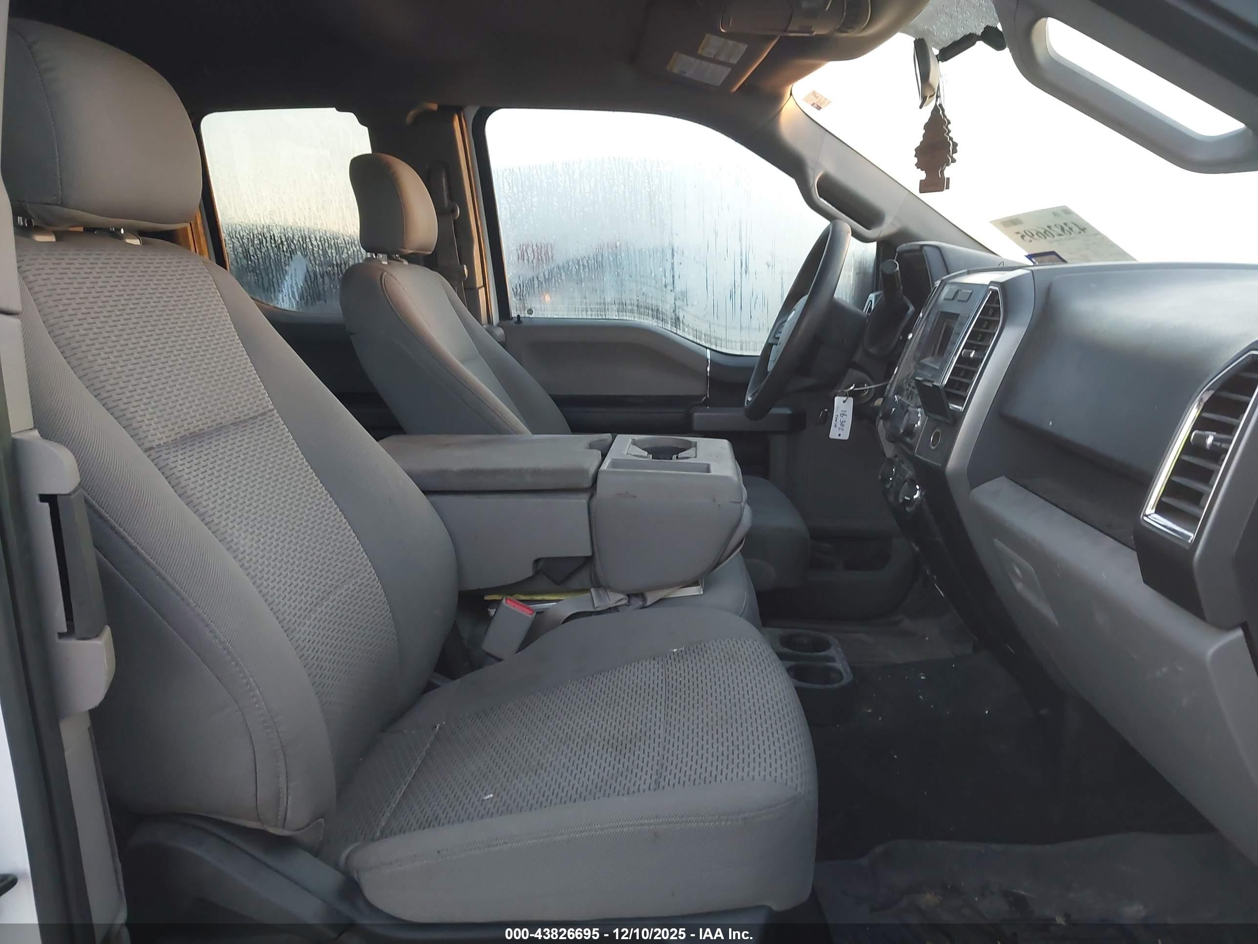 FORD F-150 image 5