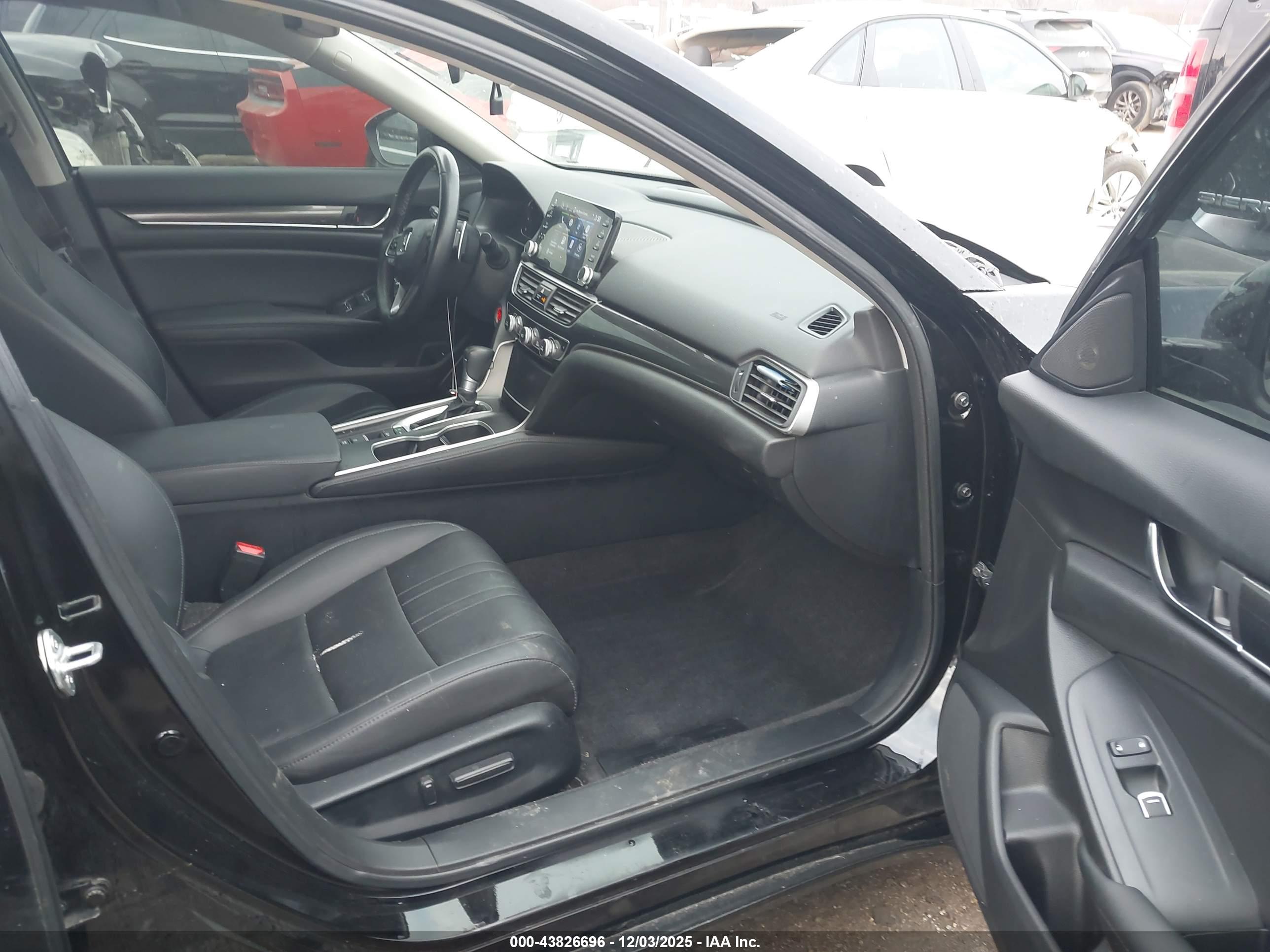 HONDA ACCORD image 5