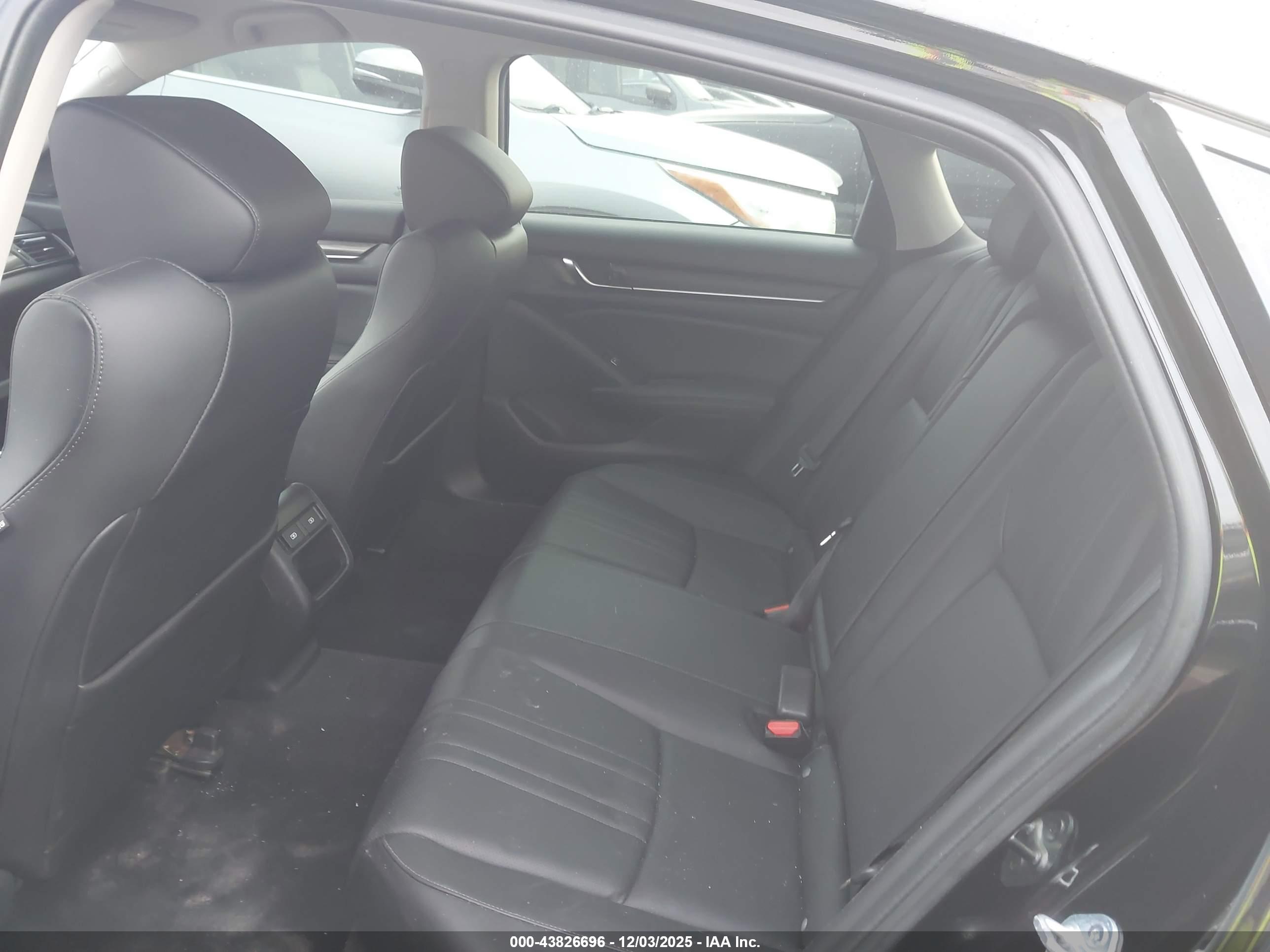HONDA ACCORD image 8