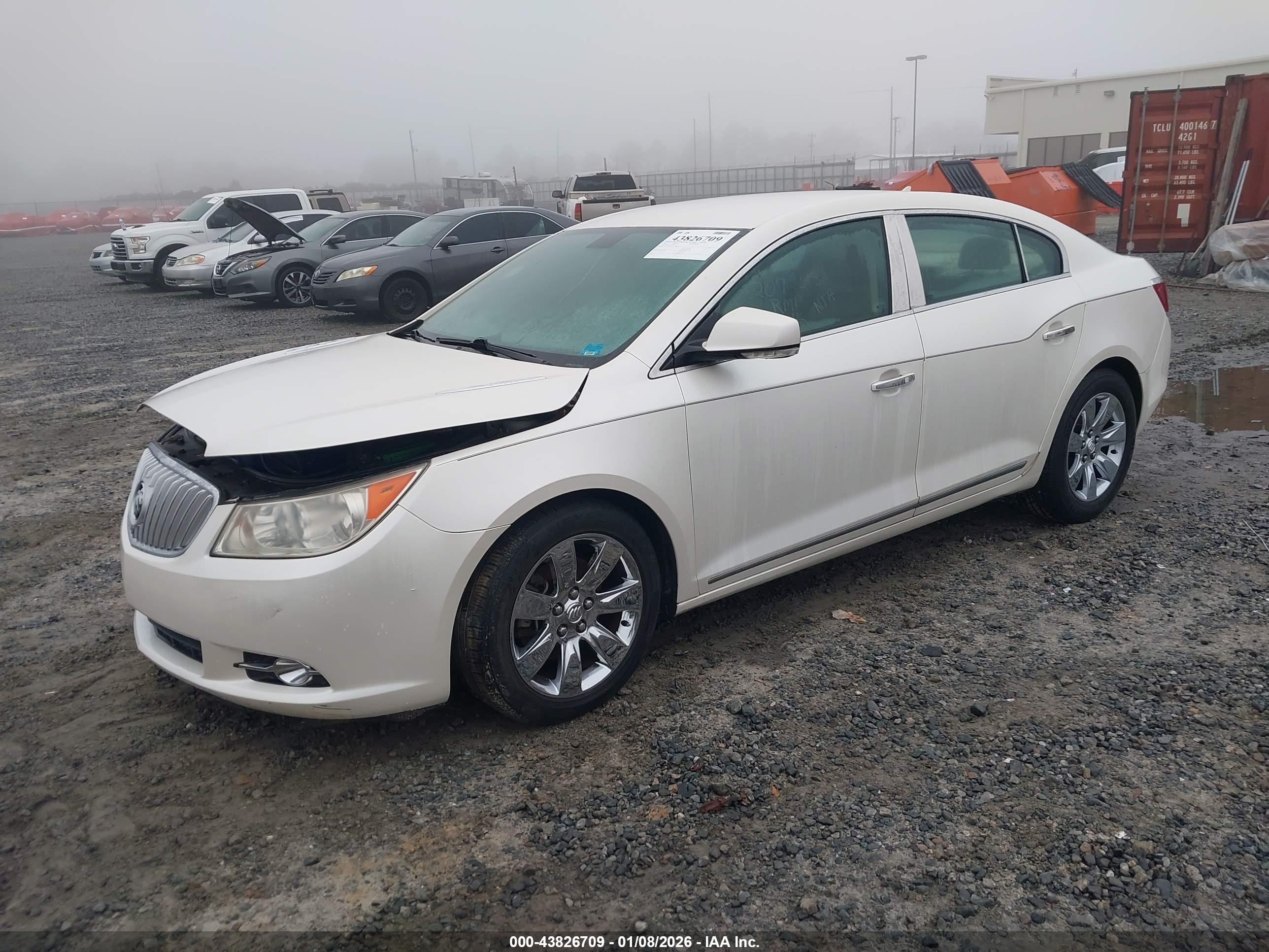 BUICK LACROSSE image 2