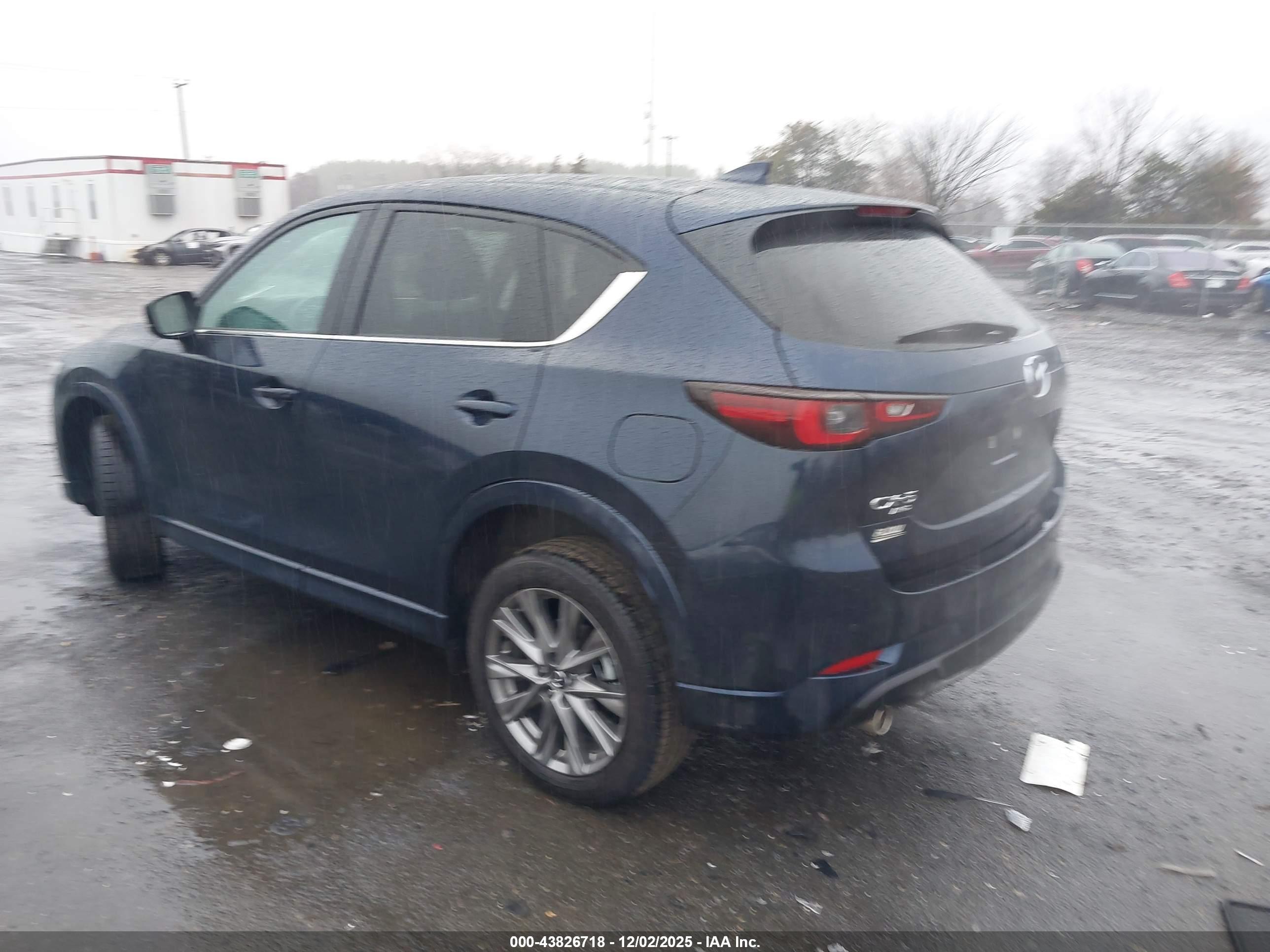MAZDA CX-5 image 3