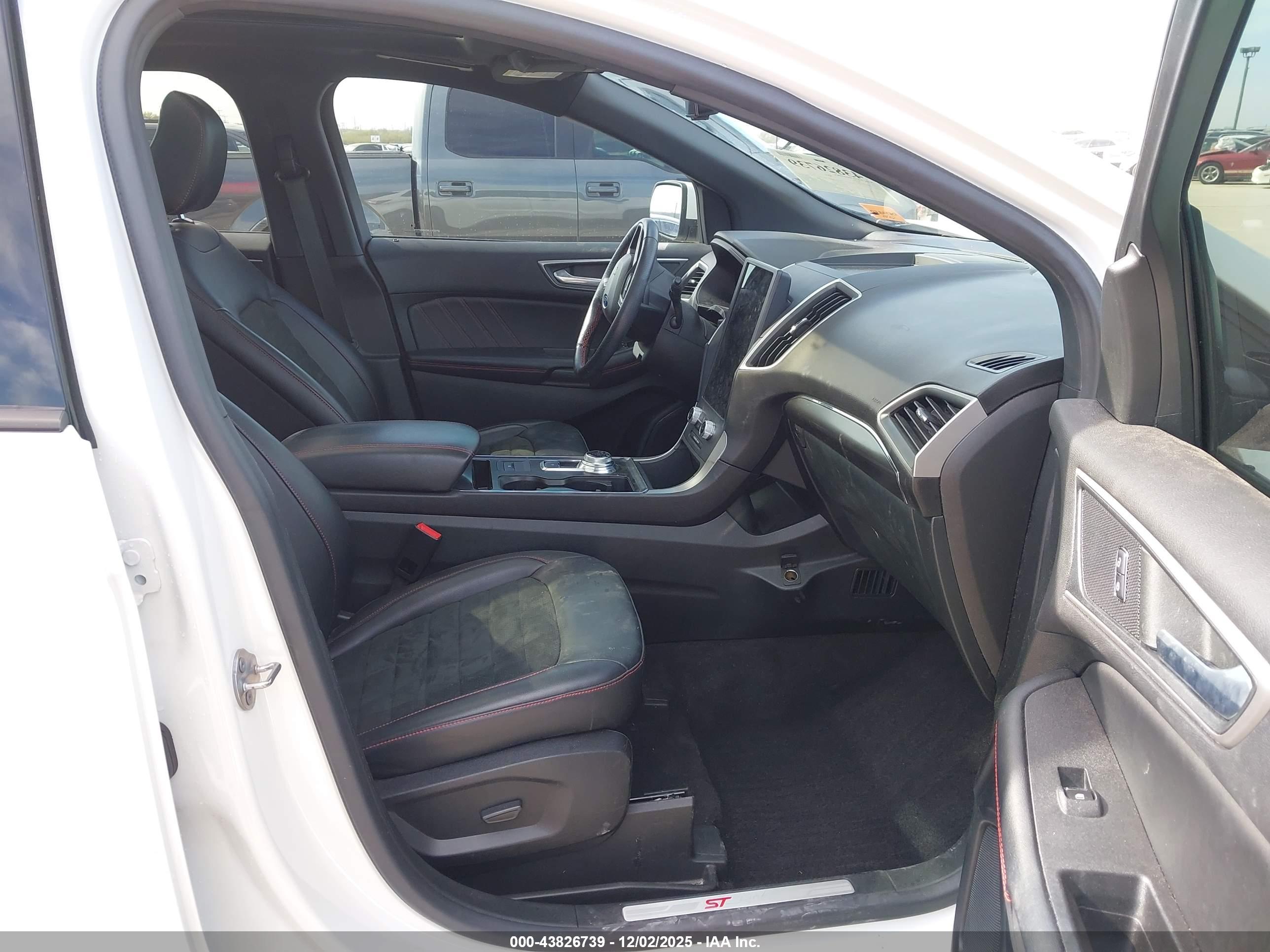 FORD EDGE image 5