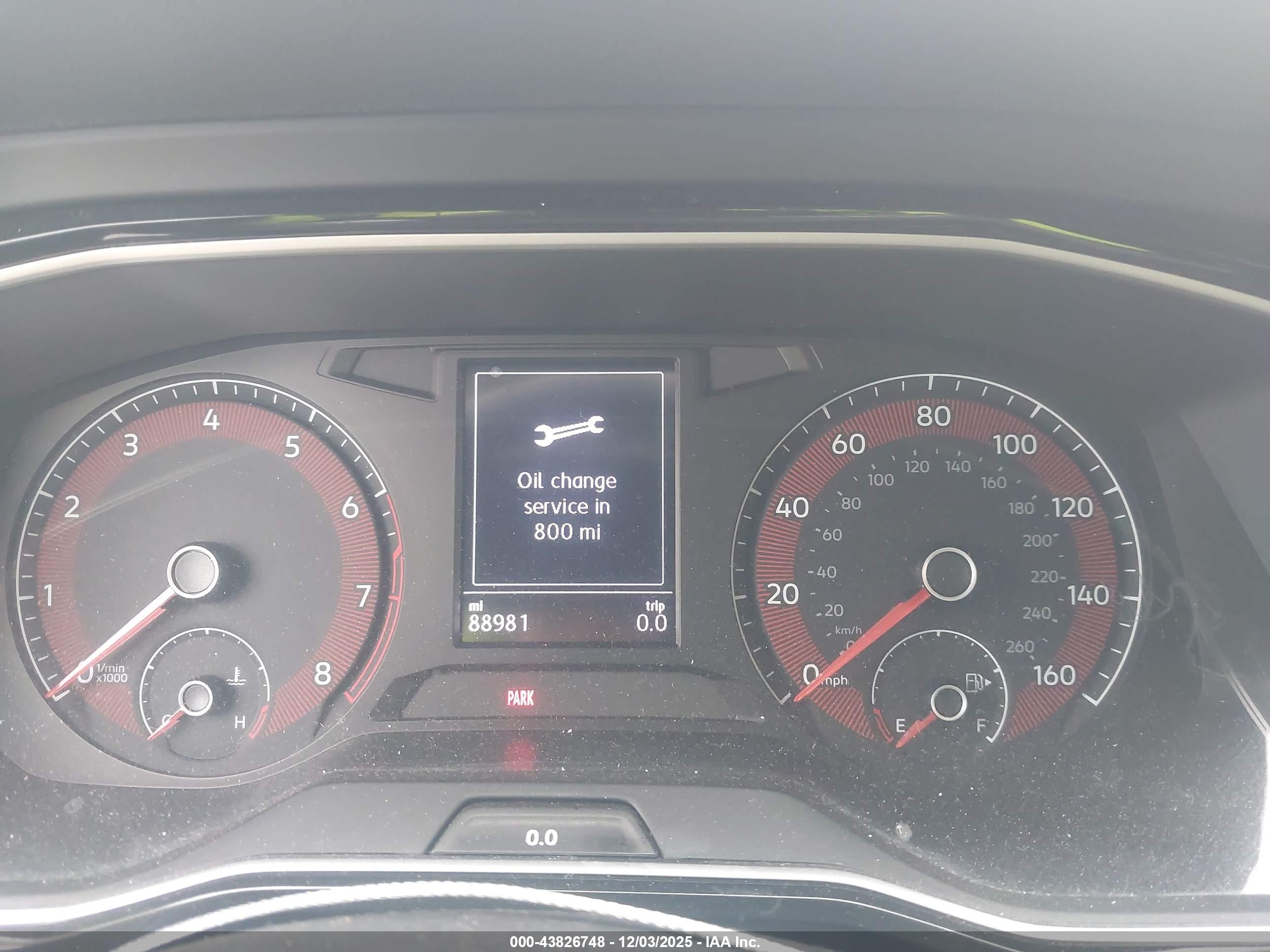 VOLKSWAGEN JETTA image 7
