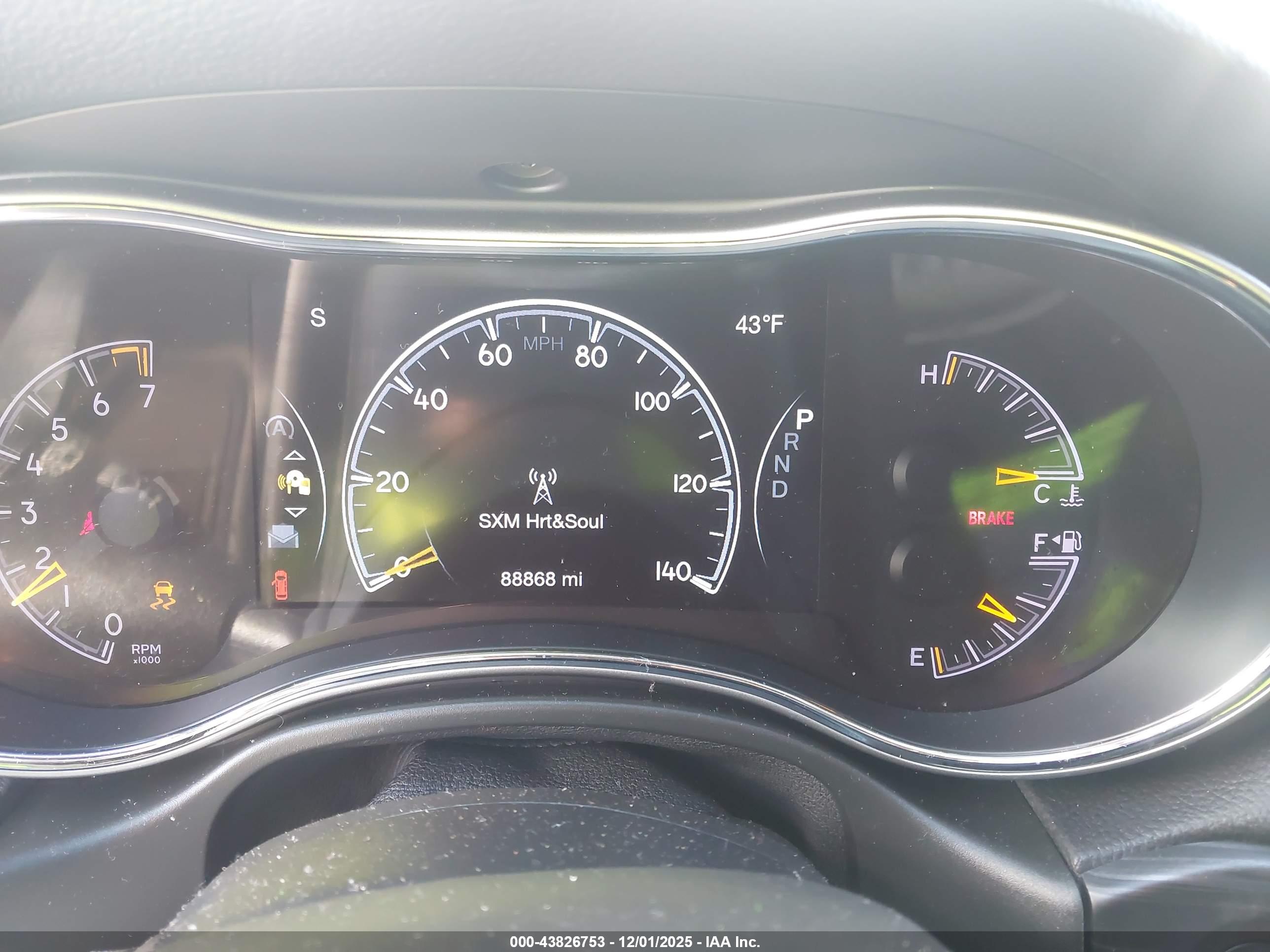 JEEP GRAND image 7