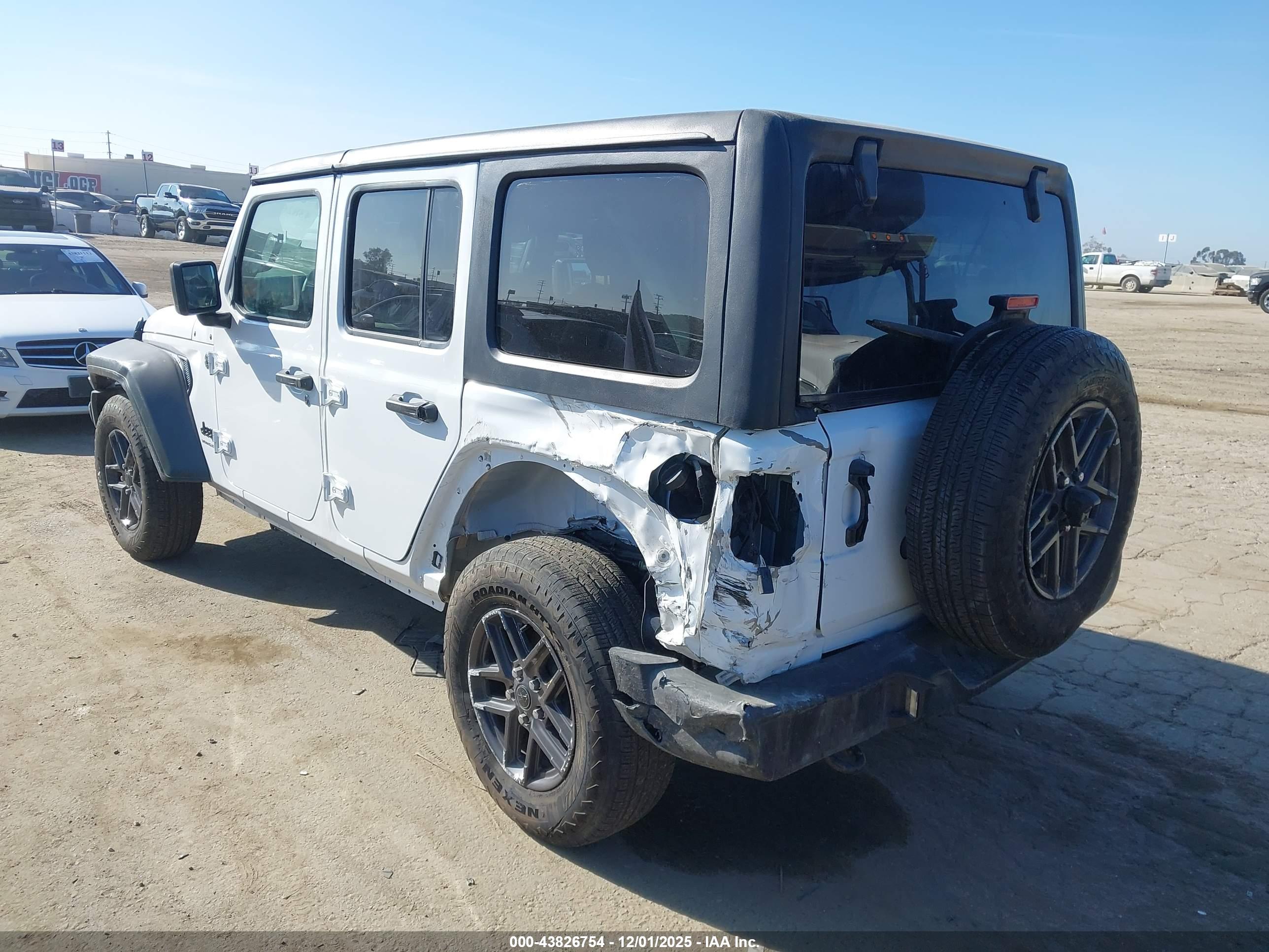 JEEP WRANGLER image 3