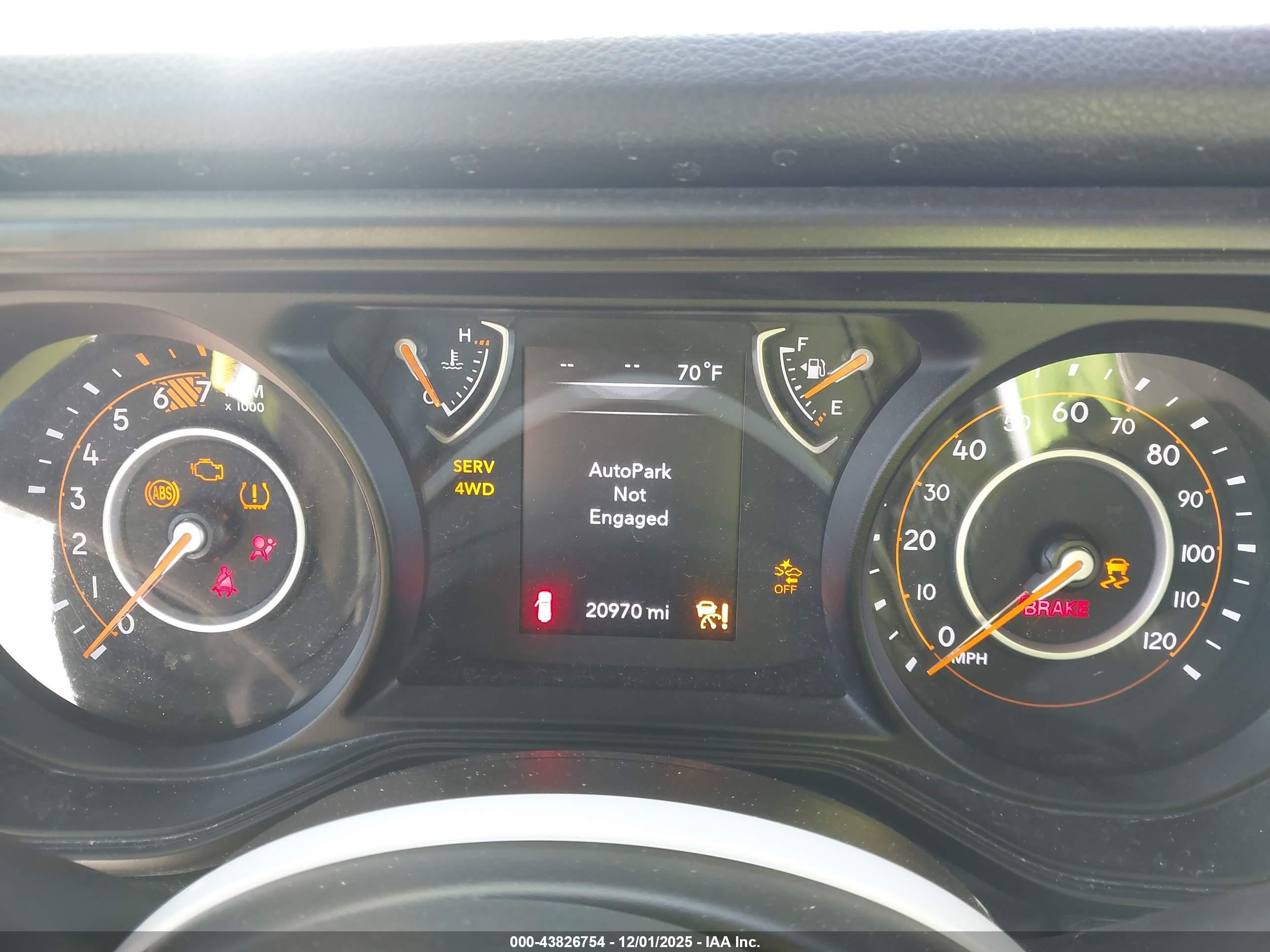 JEEP WRANGLER image 7