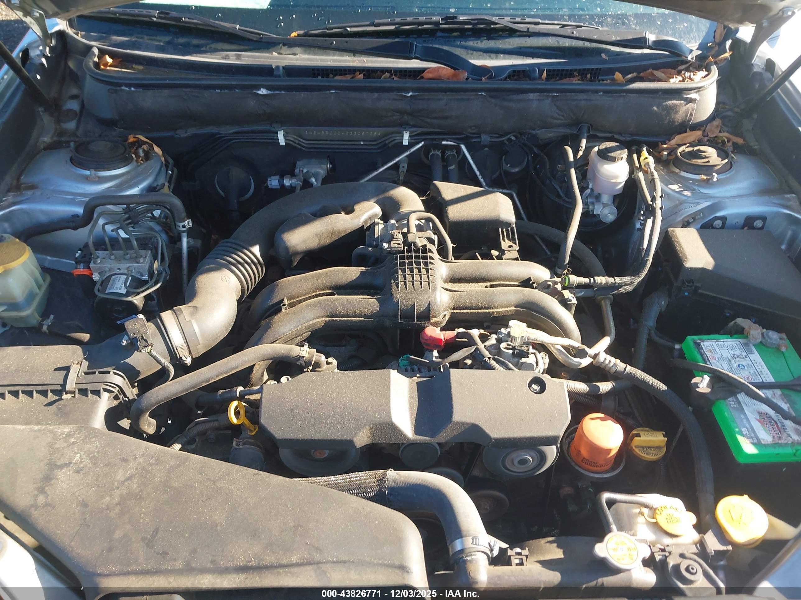 SUBARU OUTBACK image 10