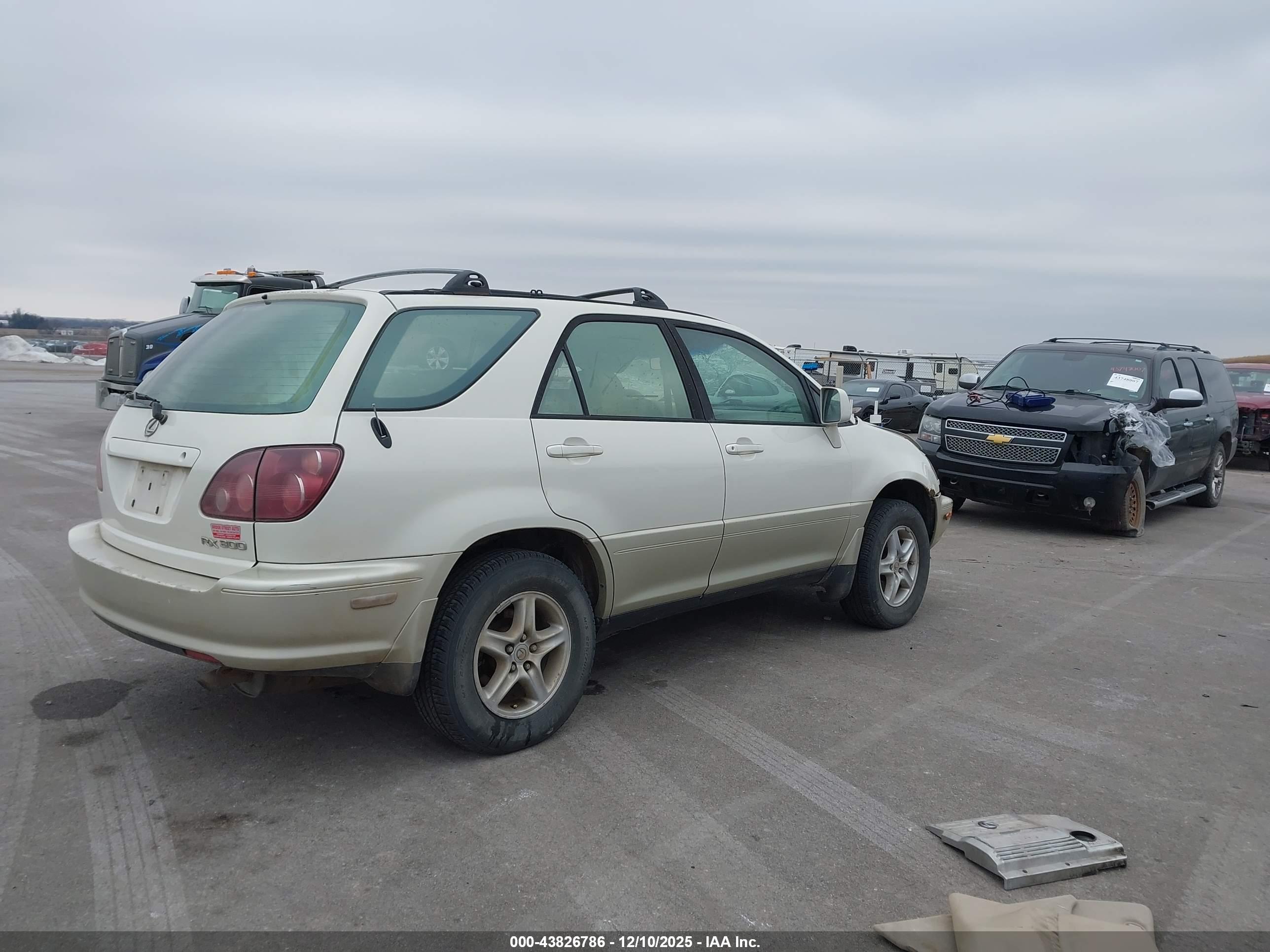LEXUS RX image 4