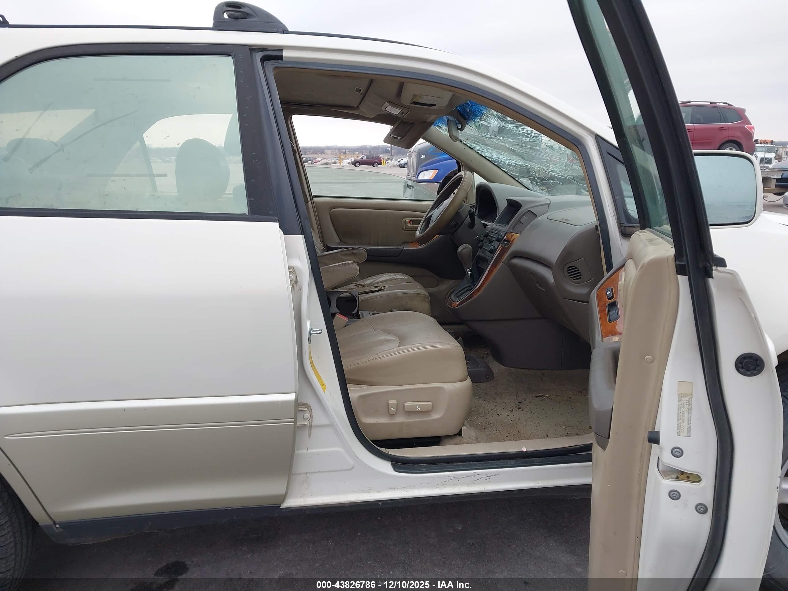 LEXUS RX image 5
