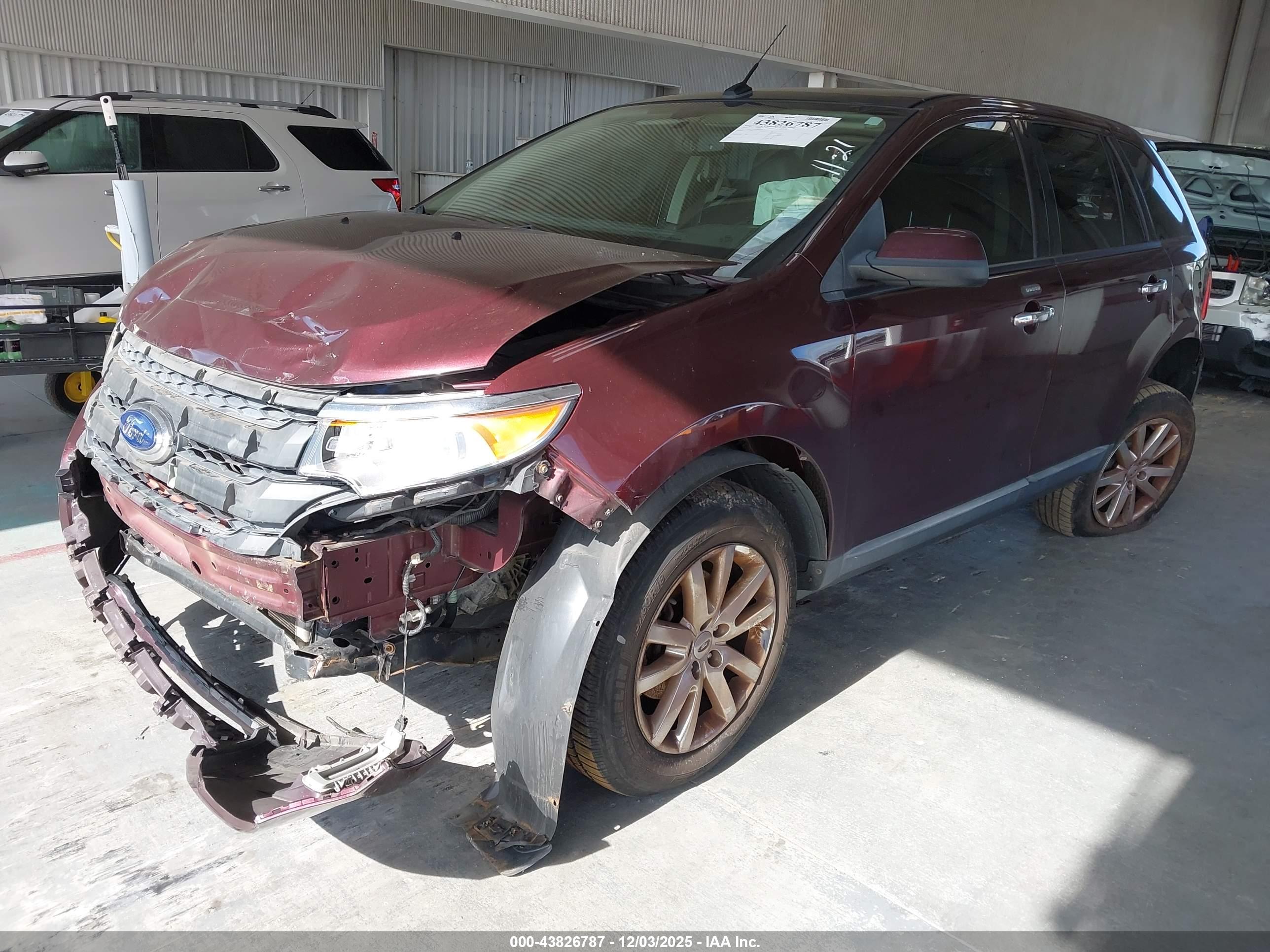FORD EDGE image 2