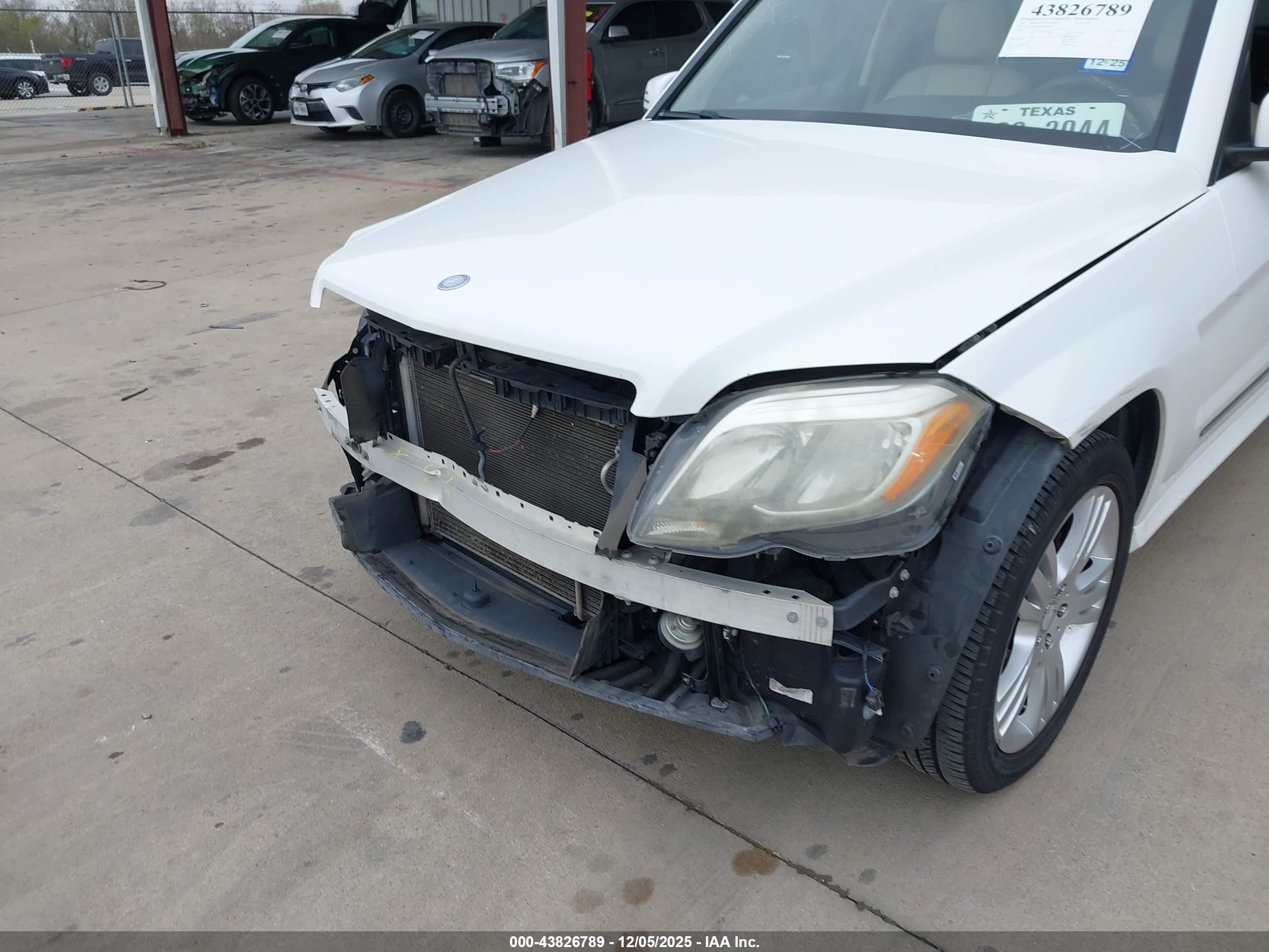 MERCEDES-BENZ GLK image 6