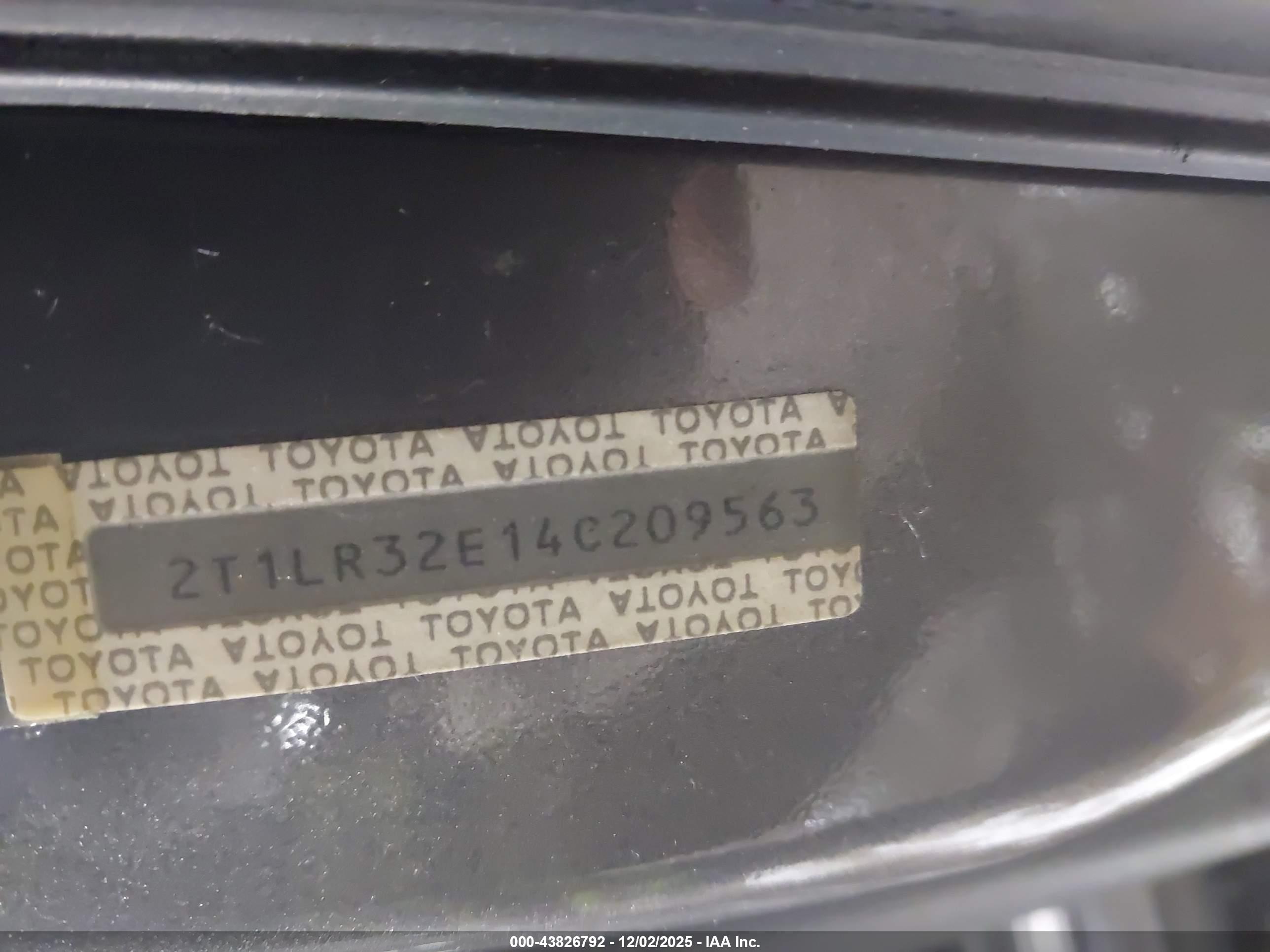 TOYOTA MATRIX image 9
